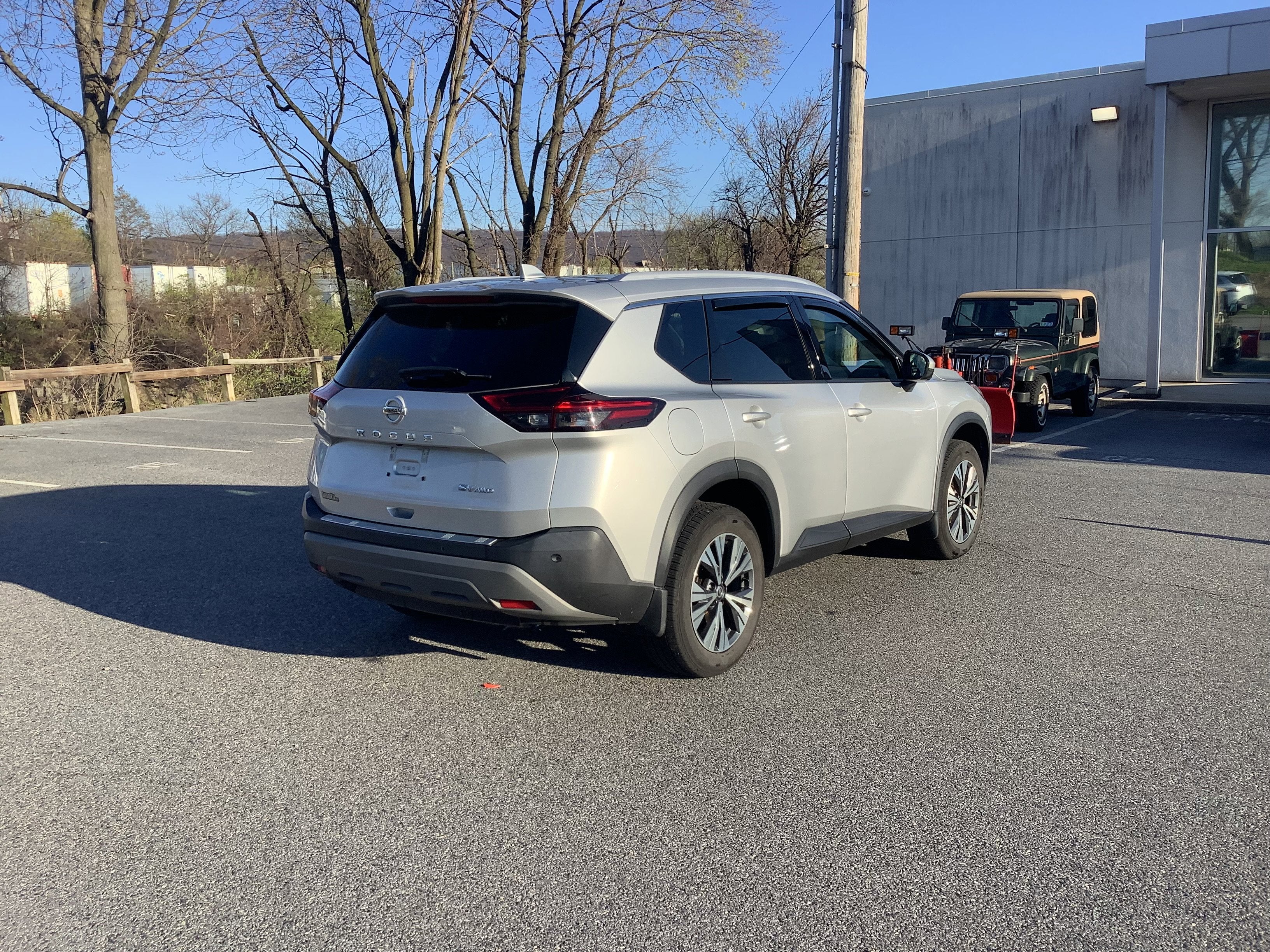 2021 Nissan Rogue SV
