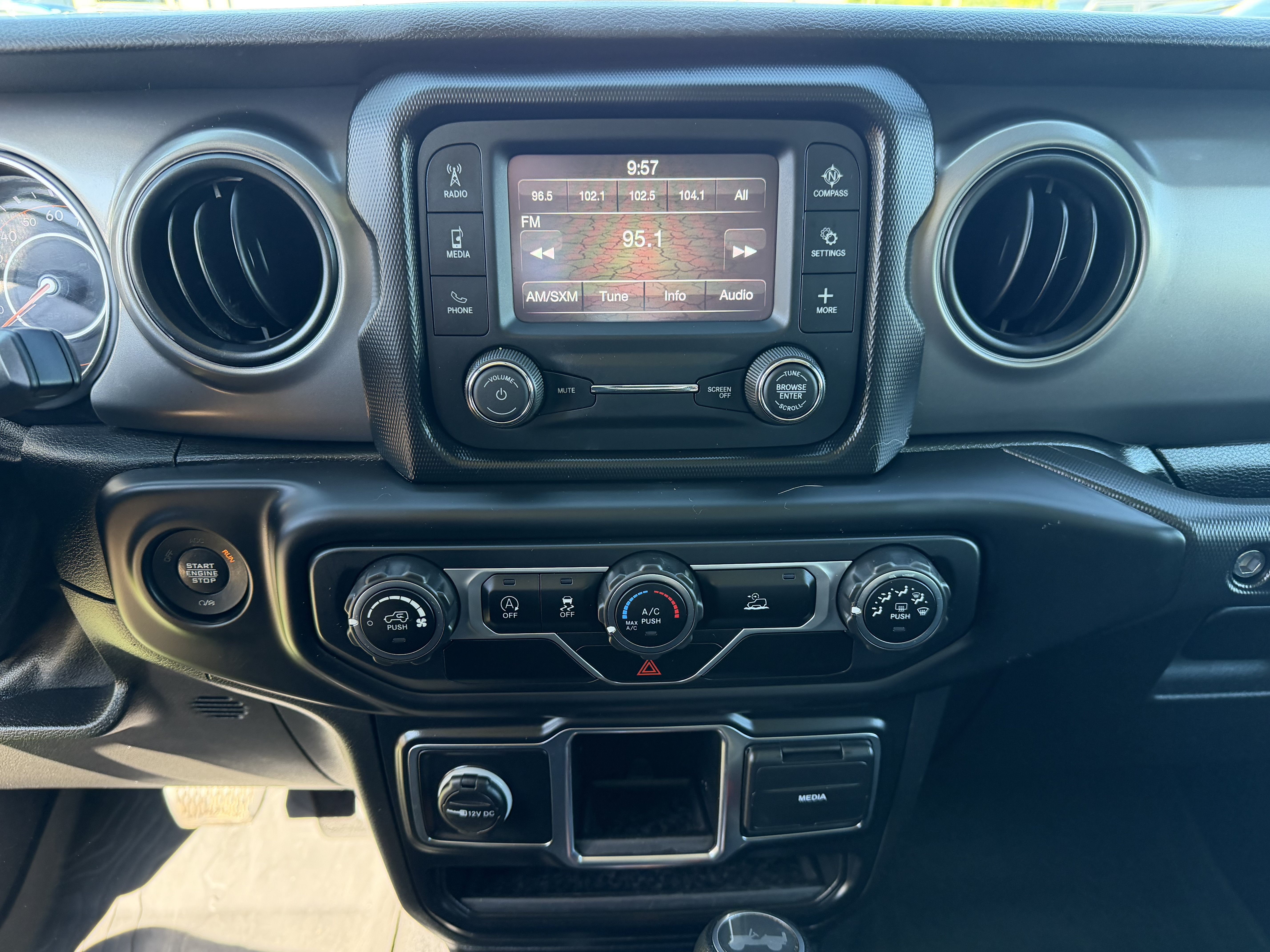 2021 Jeep Wrangler Willys Sport 4x4