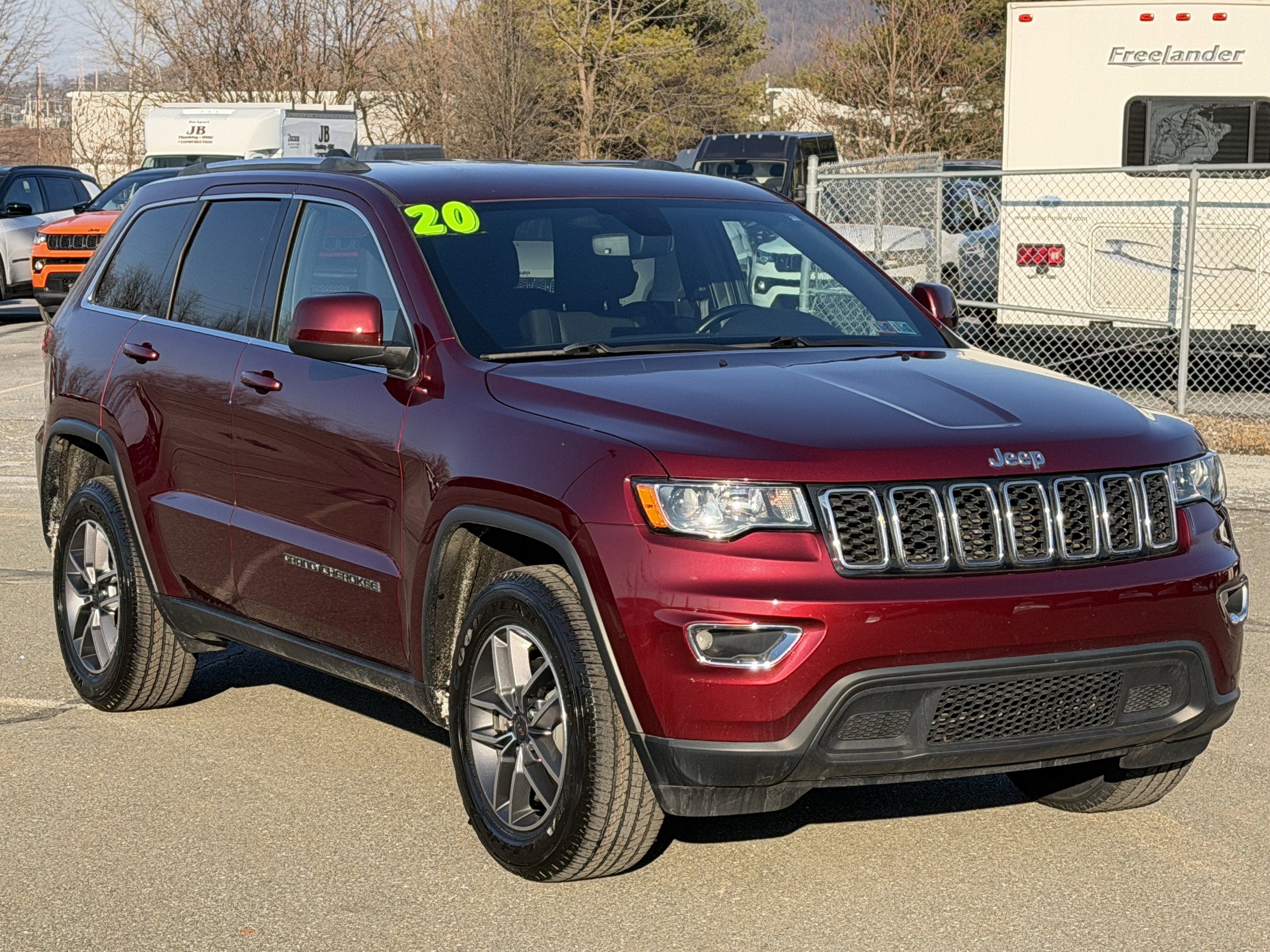 2020 Jeep Grand Cherokee Laredo E 4x4