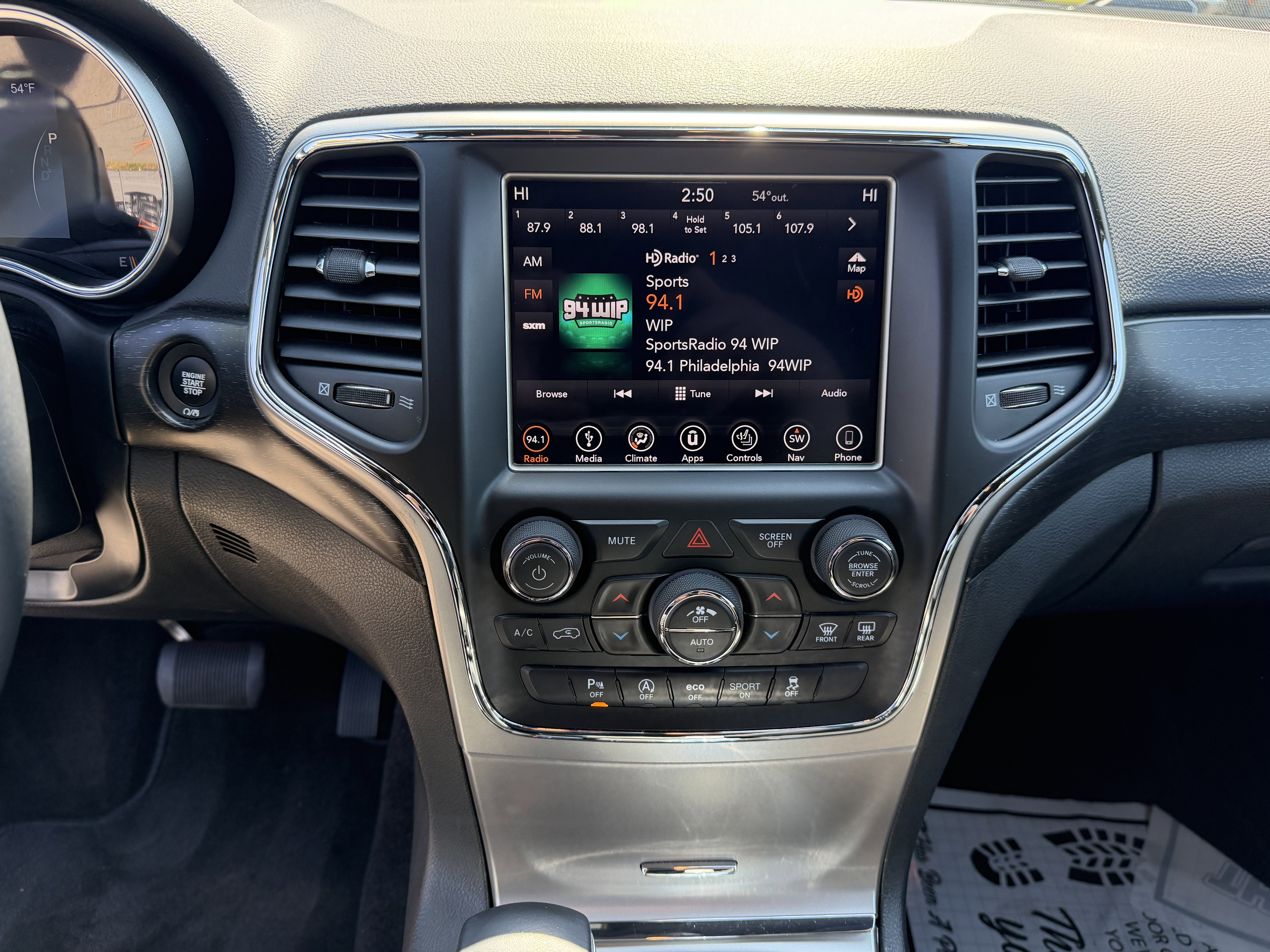 2018 Jeep Grand Cherokee Laredo E 4x4