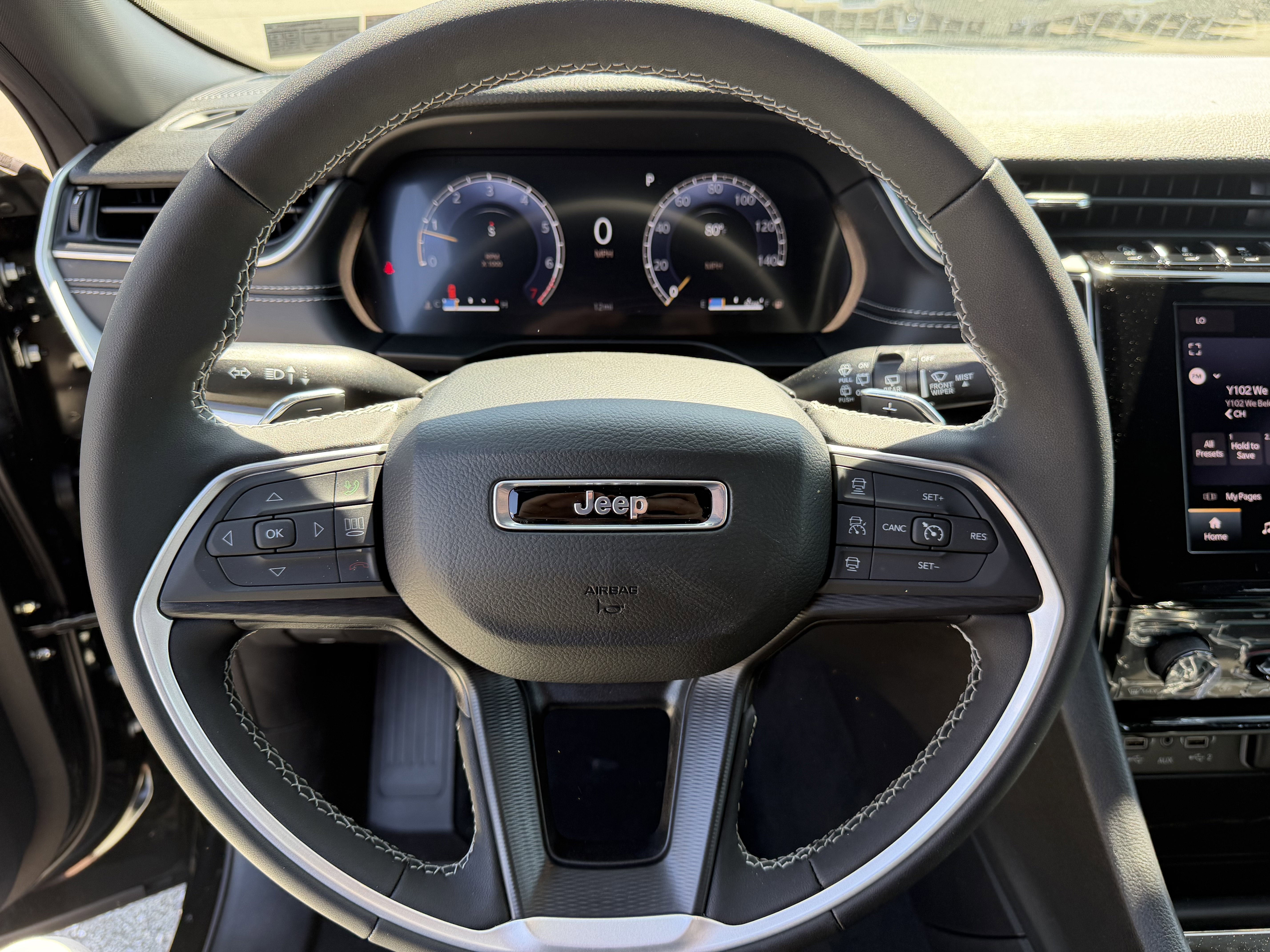 2026 Jeep Grand Cherokee GRAND CHEROKEE LAREDO 4X4