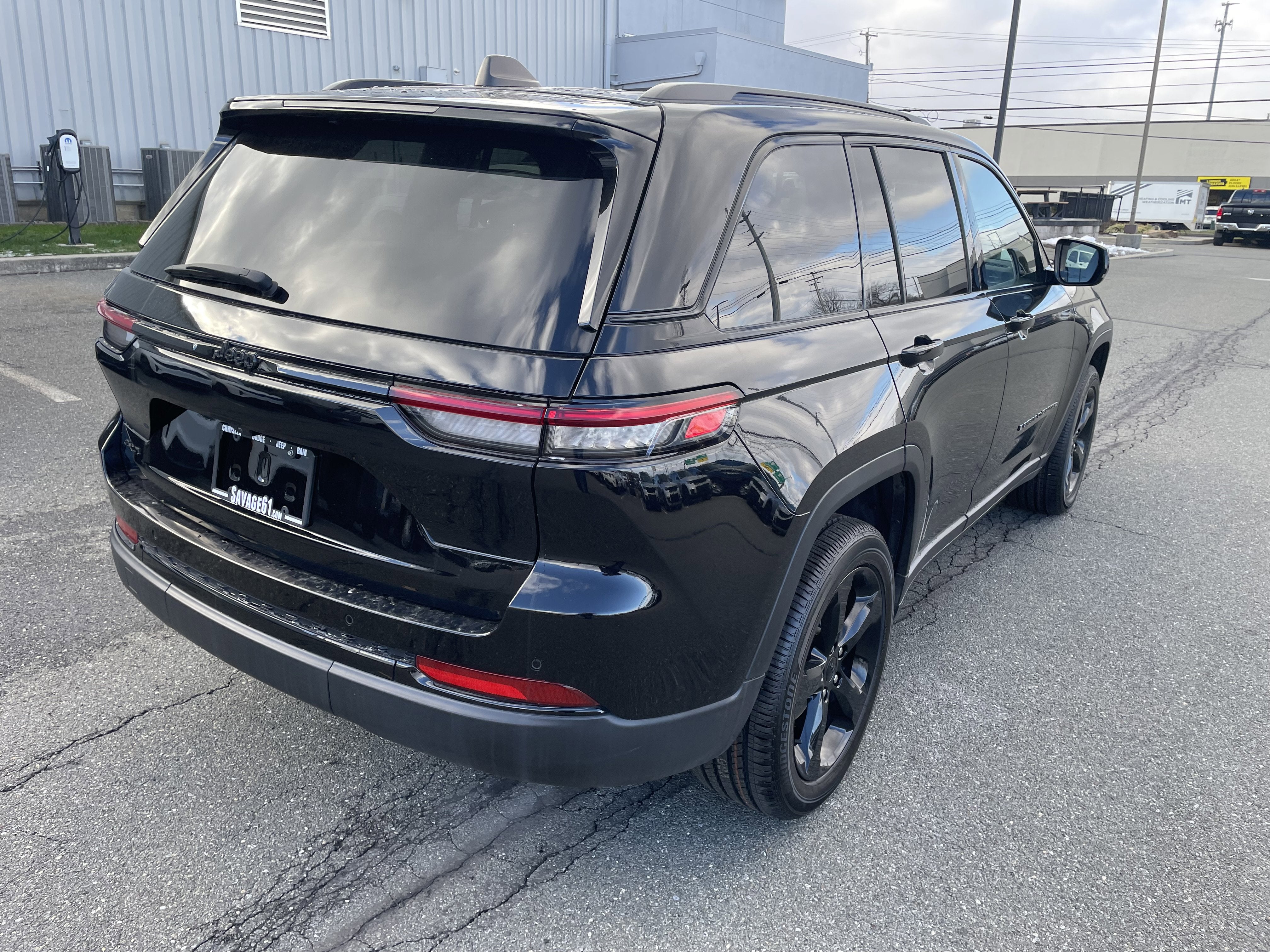 2023 Jeep Grand Cherokee Altitude 4x4