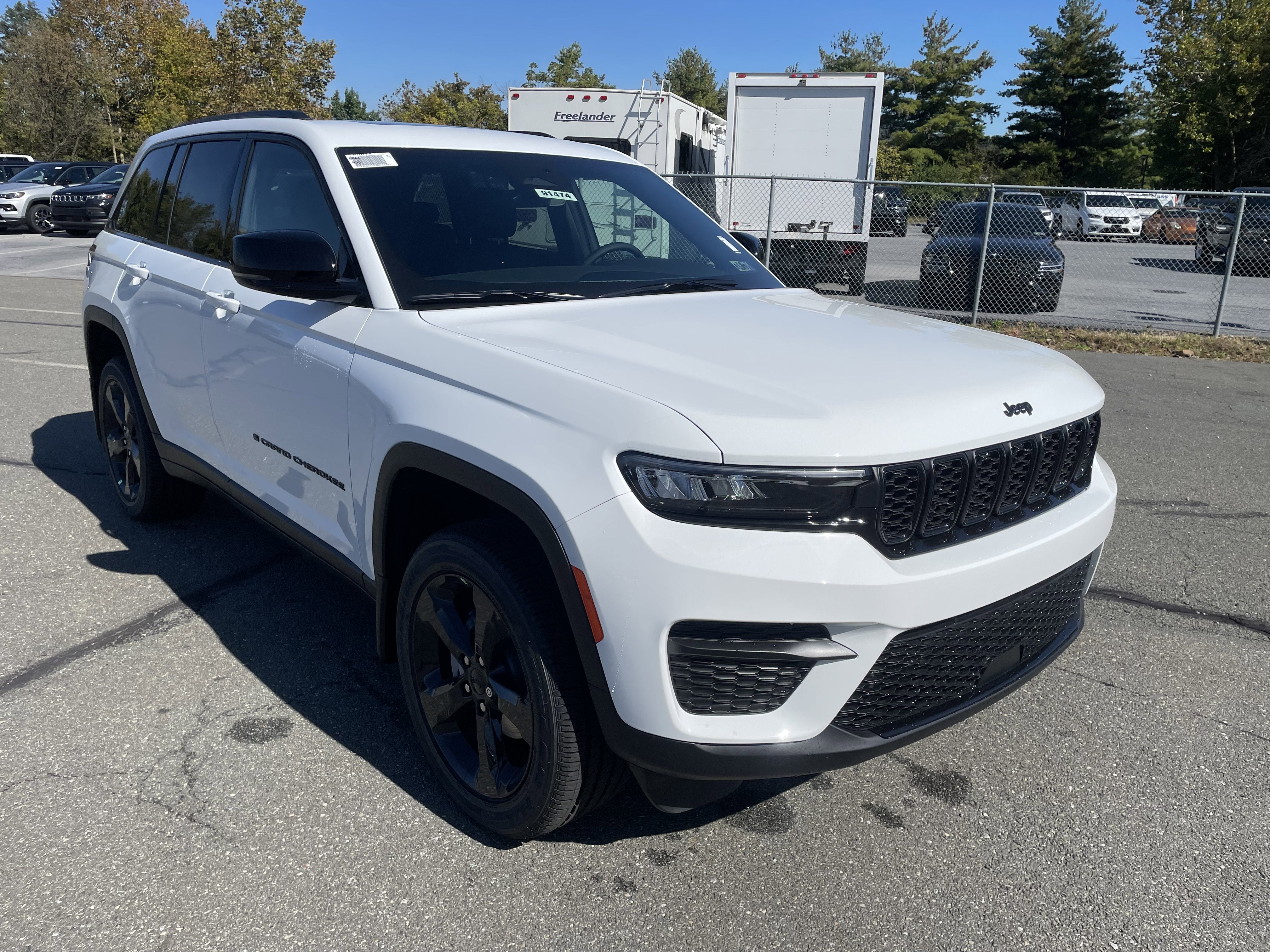 2025 Jeep Grand Cherokee GRAND CHEROKEE ALTITUDE X 4X4