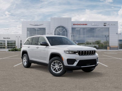 2025 Jeep Grand Cherokee GRAND CHEROKEE LAREDO X 4X4