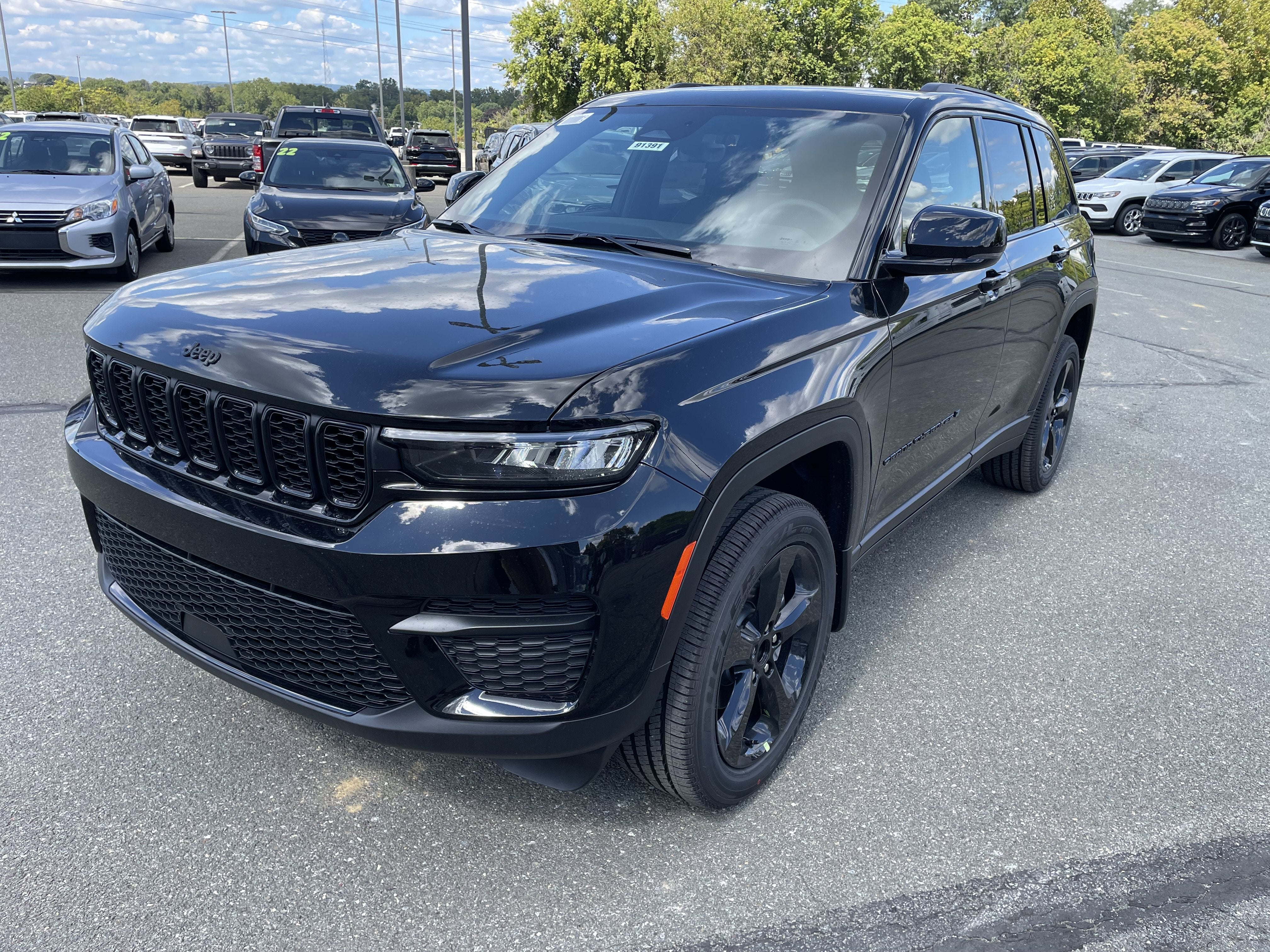 2025 Jeep Grand Cherokee GRAND CHEROKEE ALTITUDE X 4X4