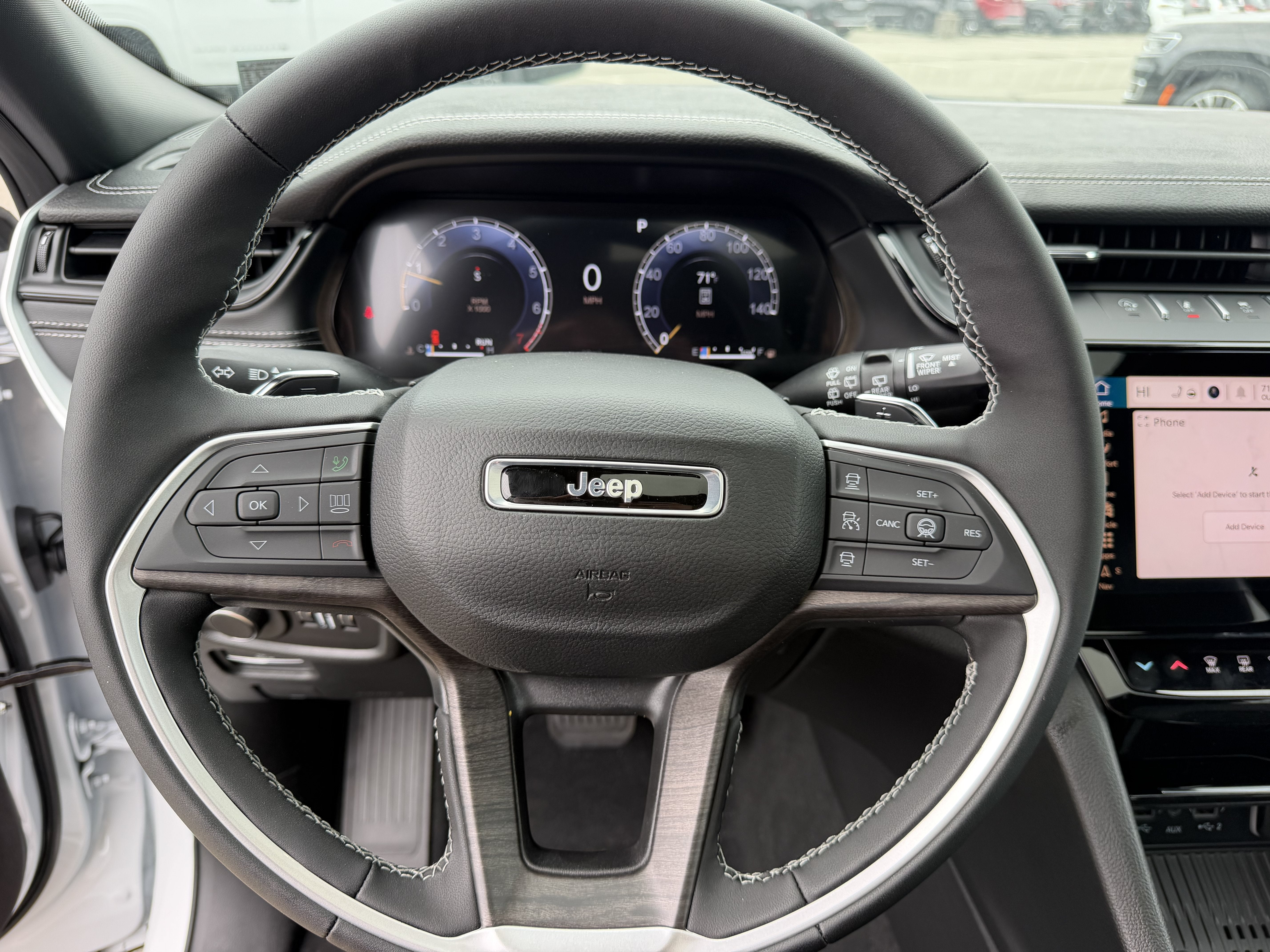 2027 Jeep Grand Cherokee GRAND CHEROKEE LAREDO ALTITUDE 4X4