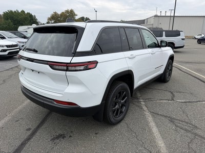2027 Jeep Grand Cherokee GRAND CHEROKEE LAREDO ALTITUDE 4X4