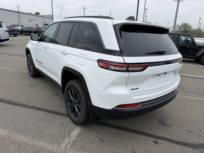 2027 Jeep Grand Cherokee GRAND CHEROKEE LAREDO ALTITUDE 4X4
