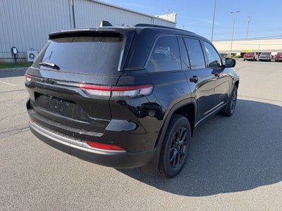 2027 Jeep Grand Cherokee GRAND CHEROKEE LAREDO ALTITUDE 4X4