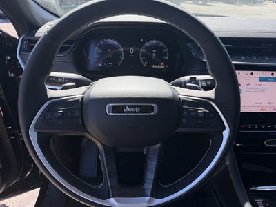 2027 Jeep Grand Cherokee GRAND CHEROKEE LIMITED RESERVE 4X4