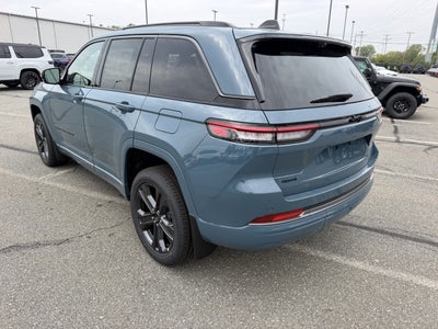 2027 Jeep Grand Cherokee GRAND CHEROKEE LIMITED RESERVE 4X4