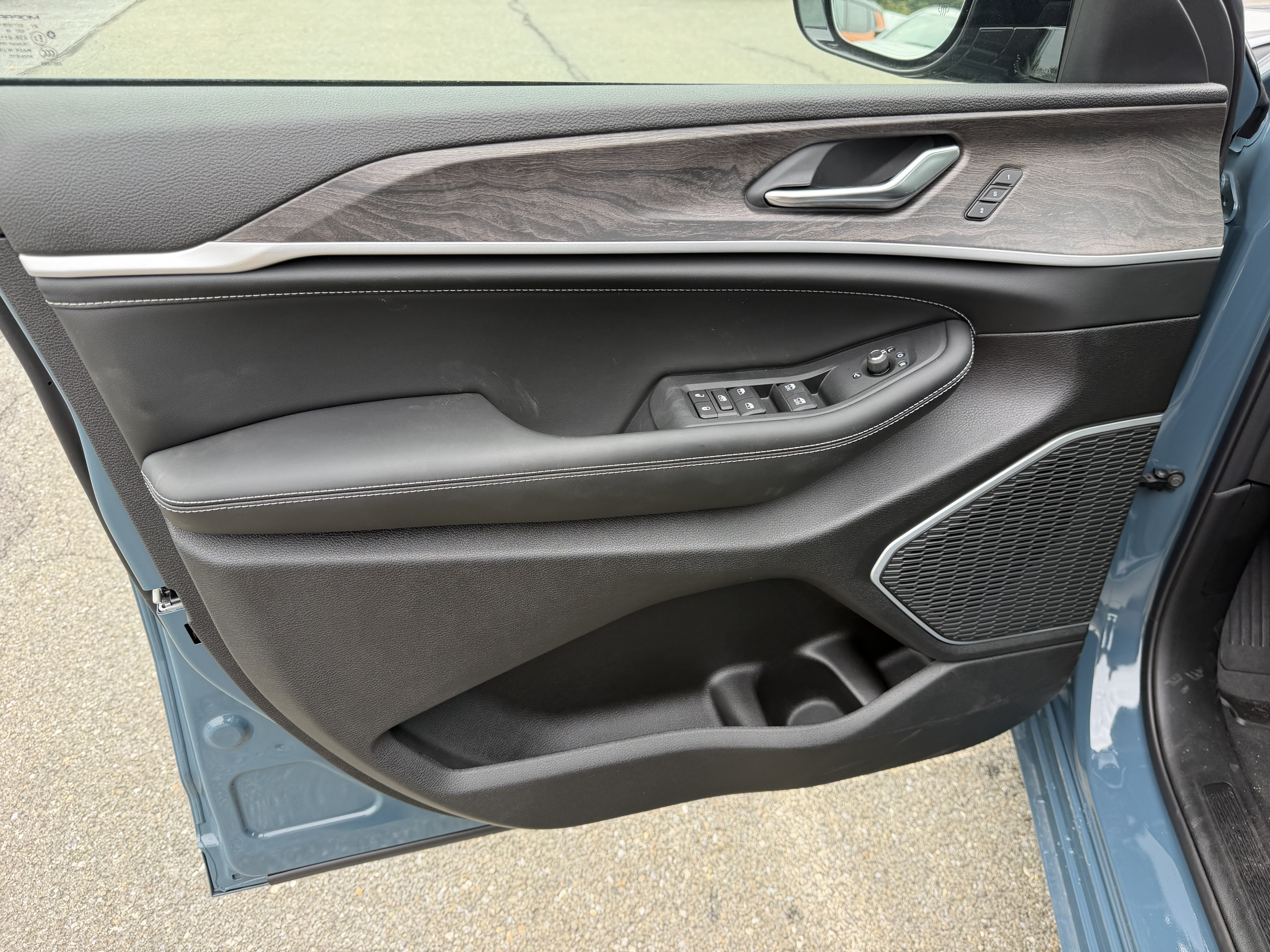 2027 Jeep Grand Cherokee GRAND CHEROKEE LIMITED RESERVE 4X4