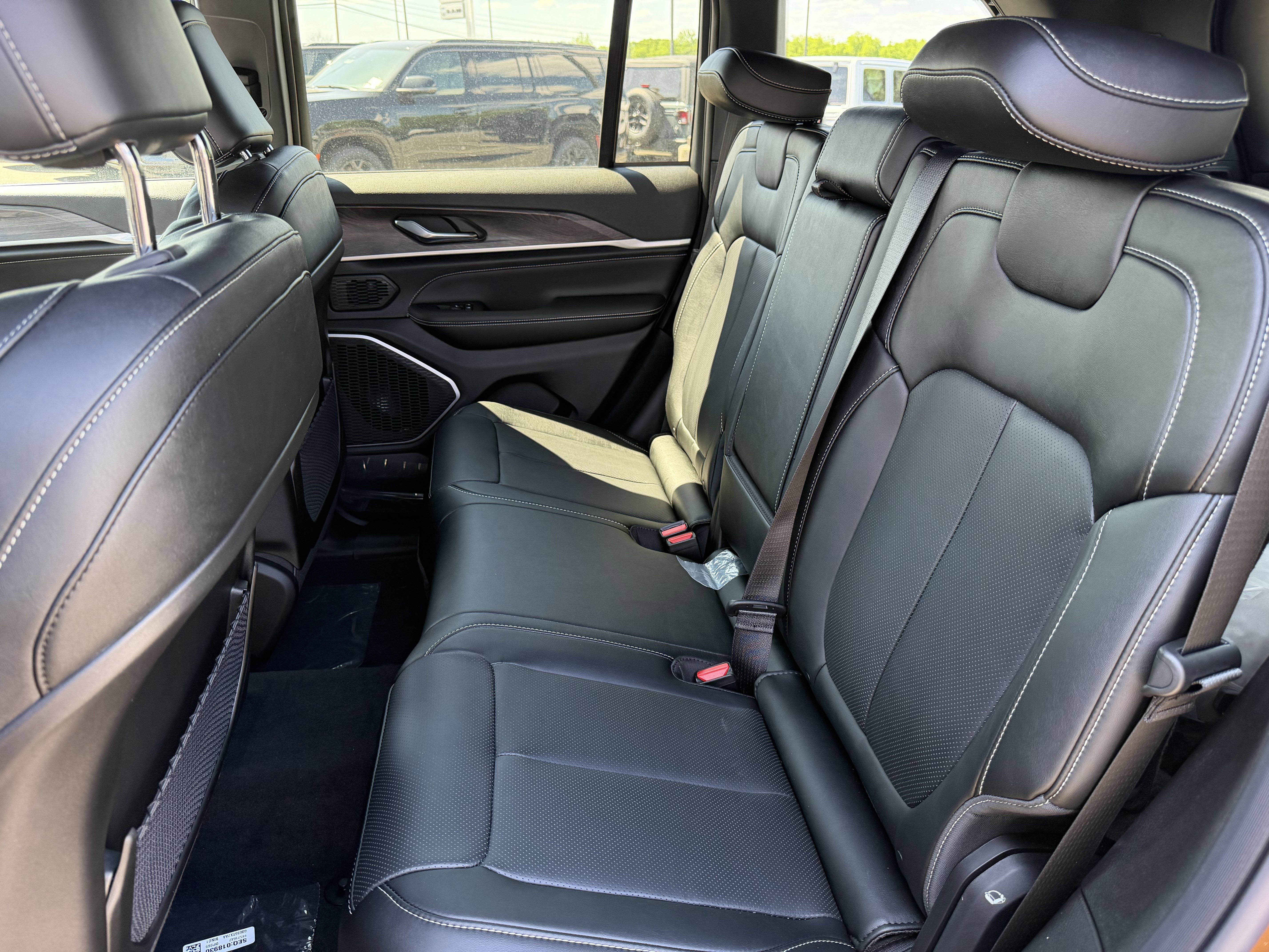 2026 Jeep Grand Cherokee GRAND CHEROKEE LIMITED RESERVE 4X4