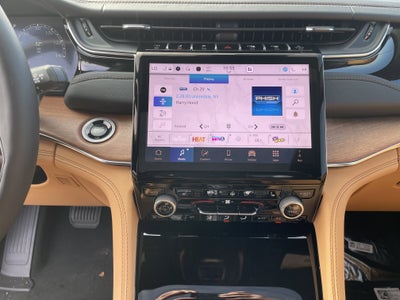 2025 Jeep Grand Cherokee GRAND CHEROKEE SUMMIT RESERVE 4X4