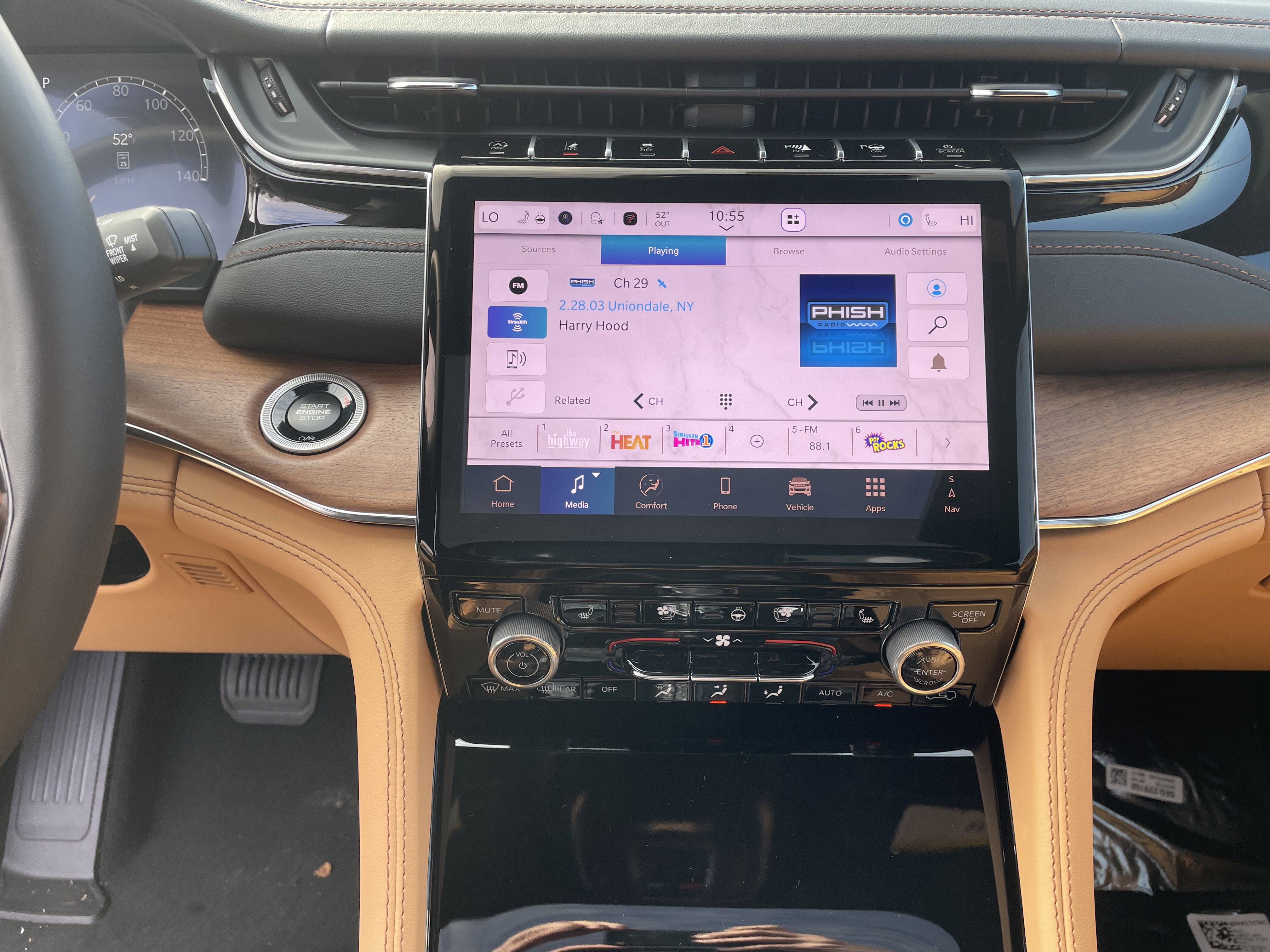 2025 Jeep Grand Cherokee GRAND CHEROKEE SUMMIT RESERVE 4X4