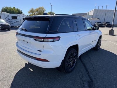2027 Jeep Grand Cherokee GRAND CHEROKEE SUMMIT 4X4