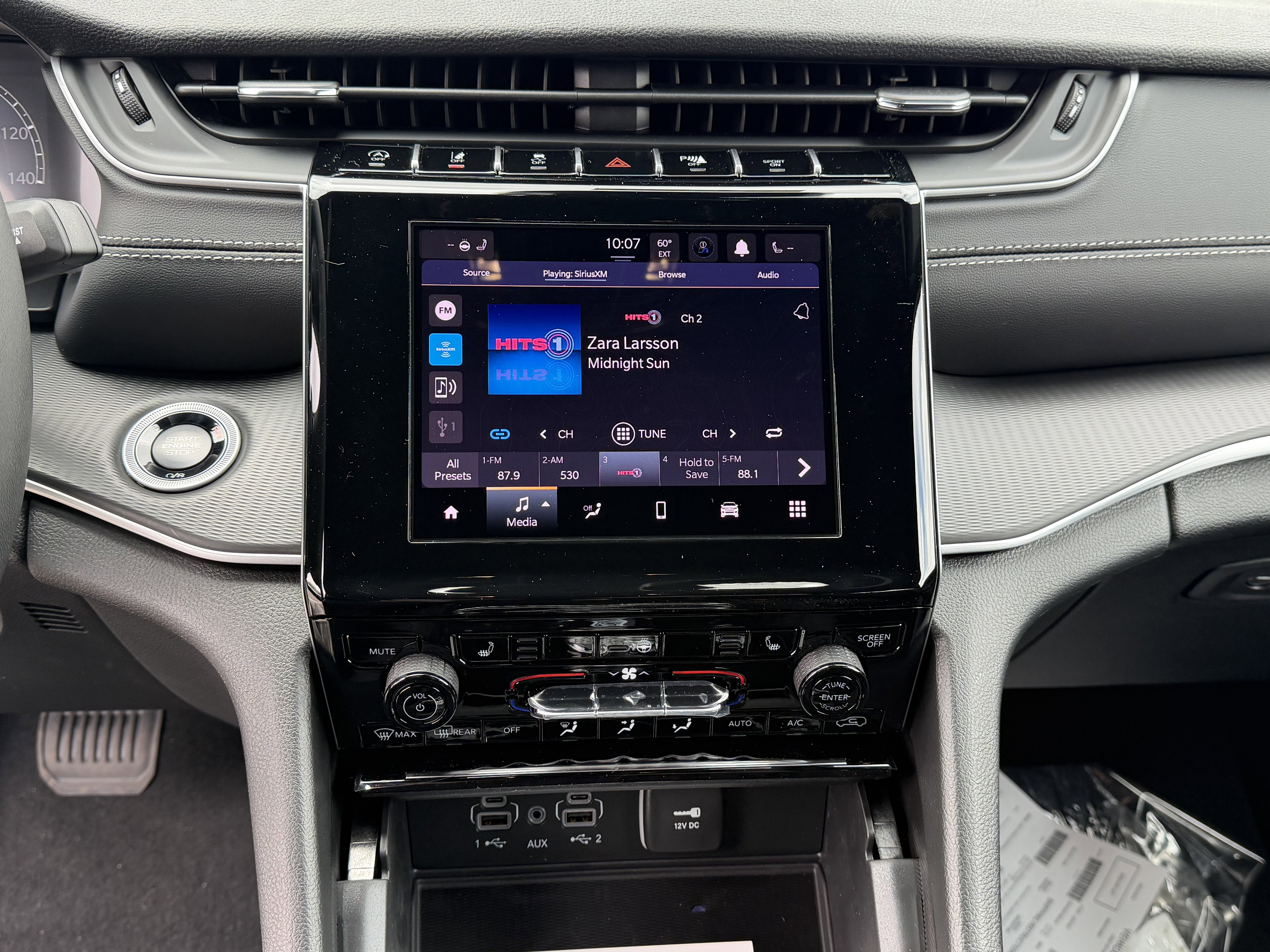 2026 Jeep Grand Cherokee GRAND CHEROKEE L LAREDO X 4X4