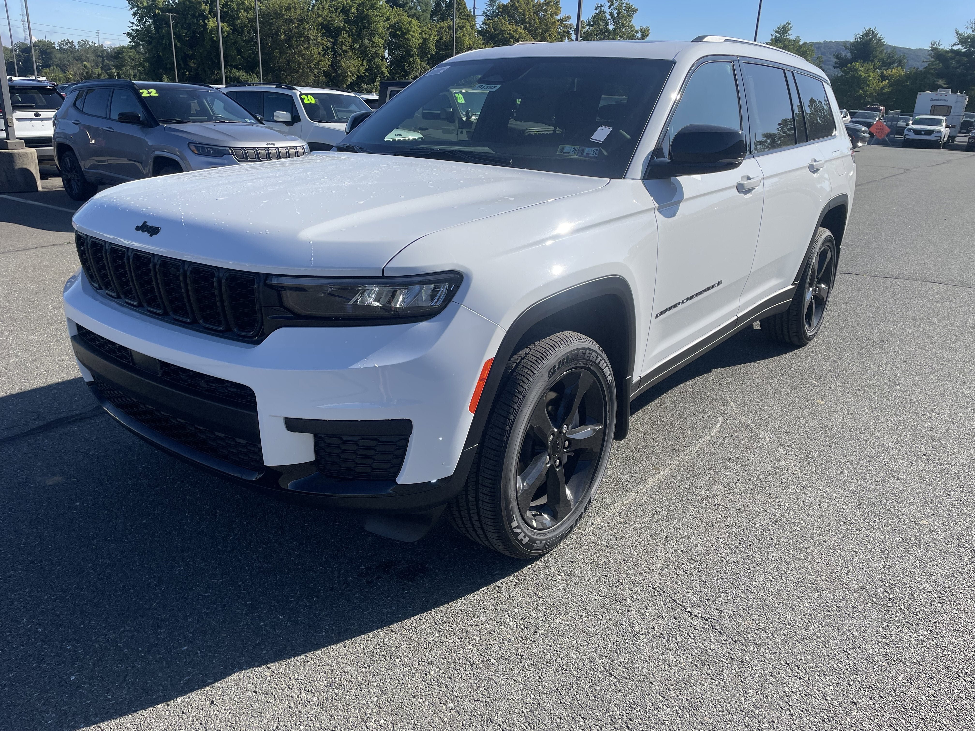 2025 Jeep Grand Cherokee GRAND CHEROKEE L ALTITUDE X 4X4