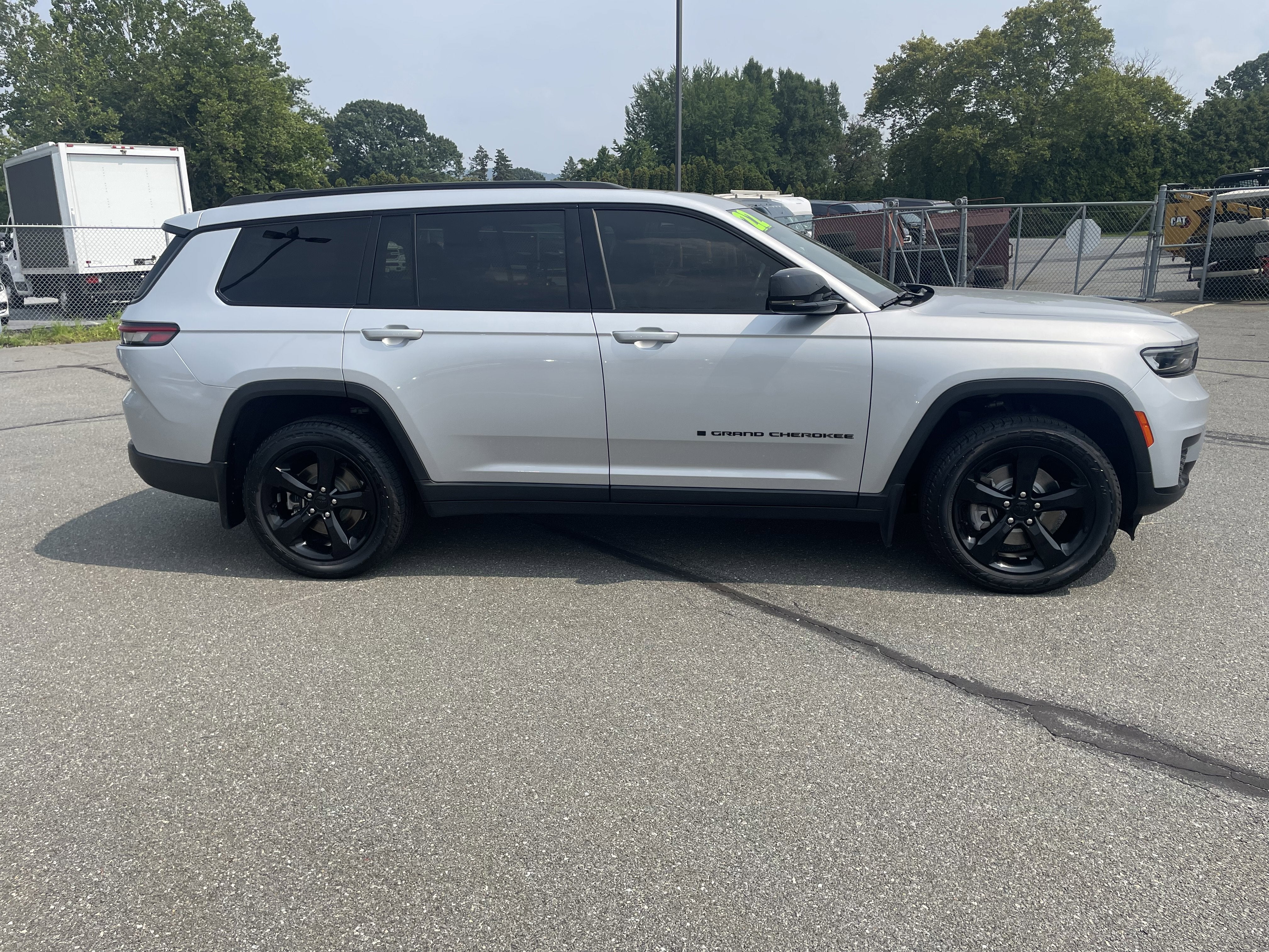 2022 Jeep Grand Cherokee L Altitude 4x4