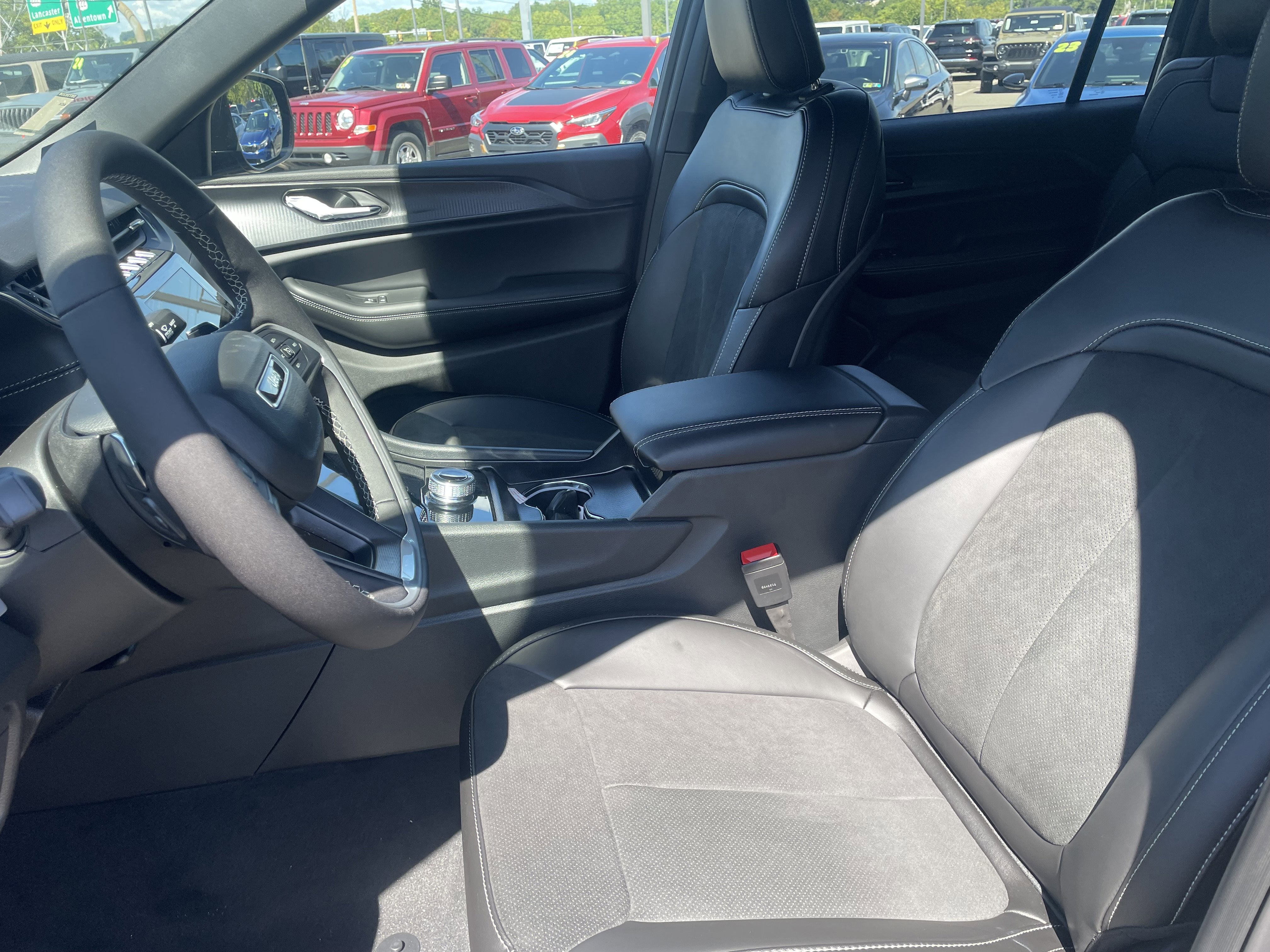 2025 Jeep Grand Cherokee GRAND CHEROKEE L ALTITUDE X 4X4