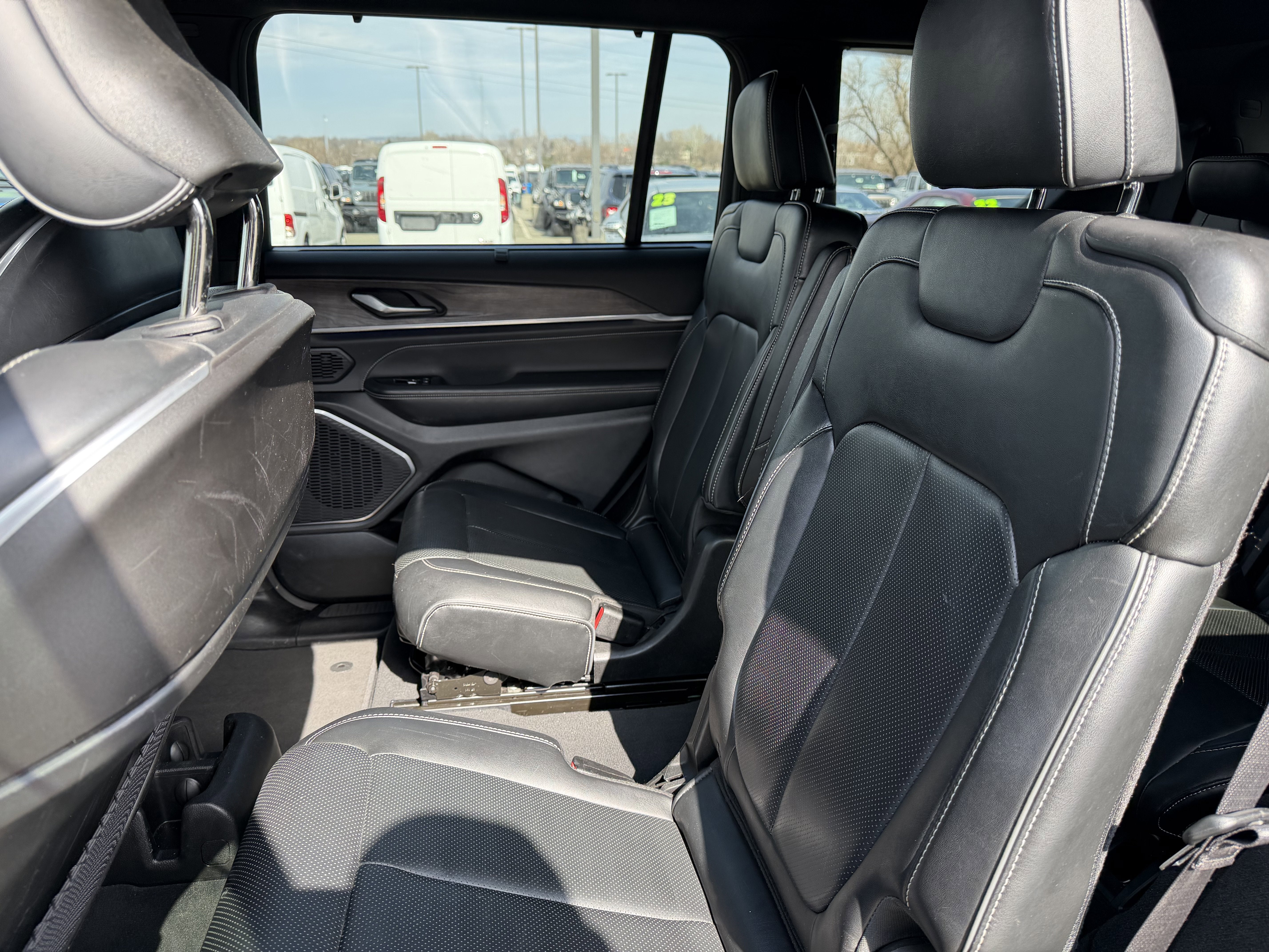 2023 Jeep Grand Cherokee L Overland 4x4