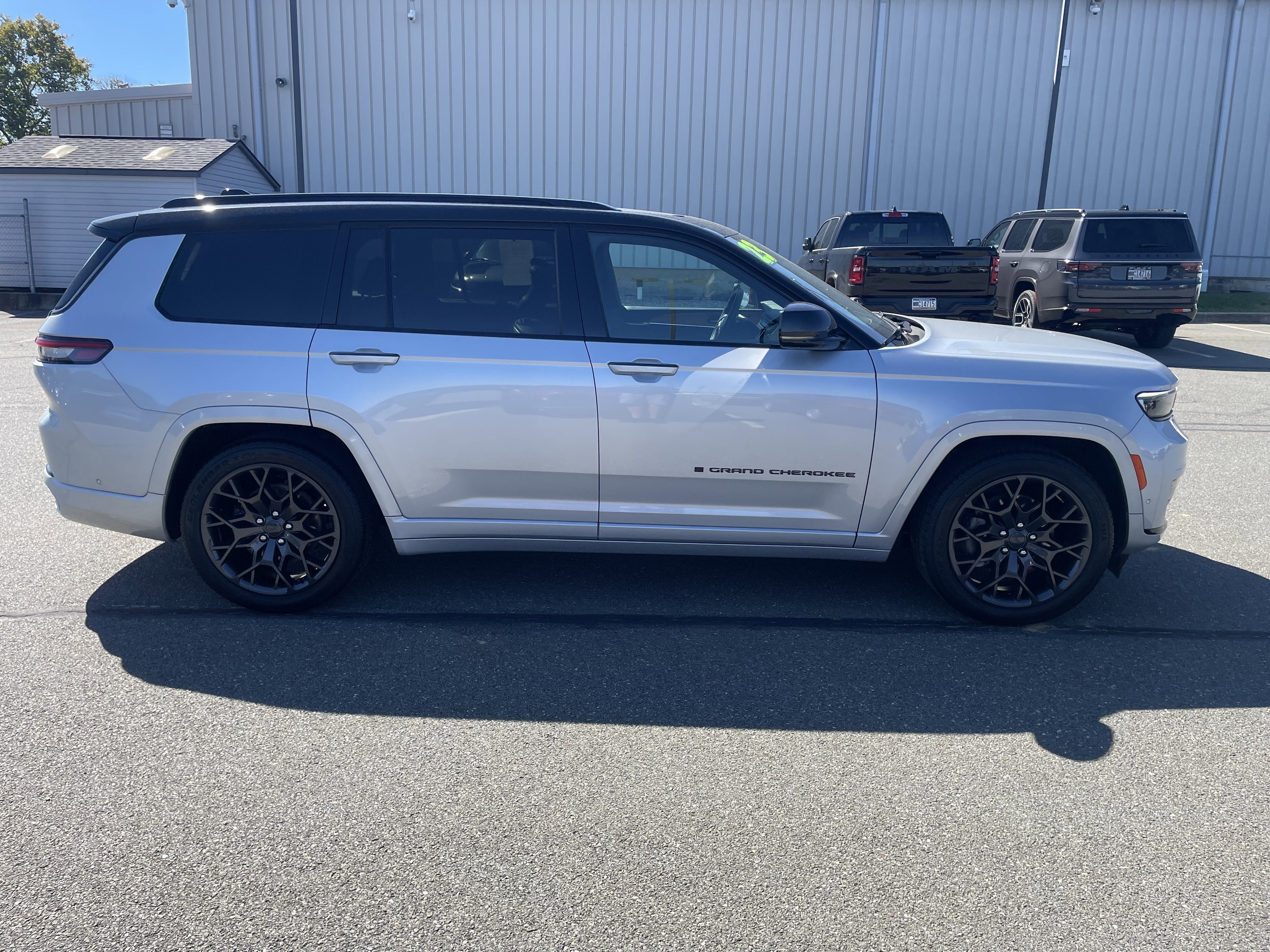 2023 Jeep Grand Cherokee L Summit Reserve 4x4