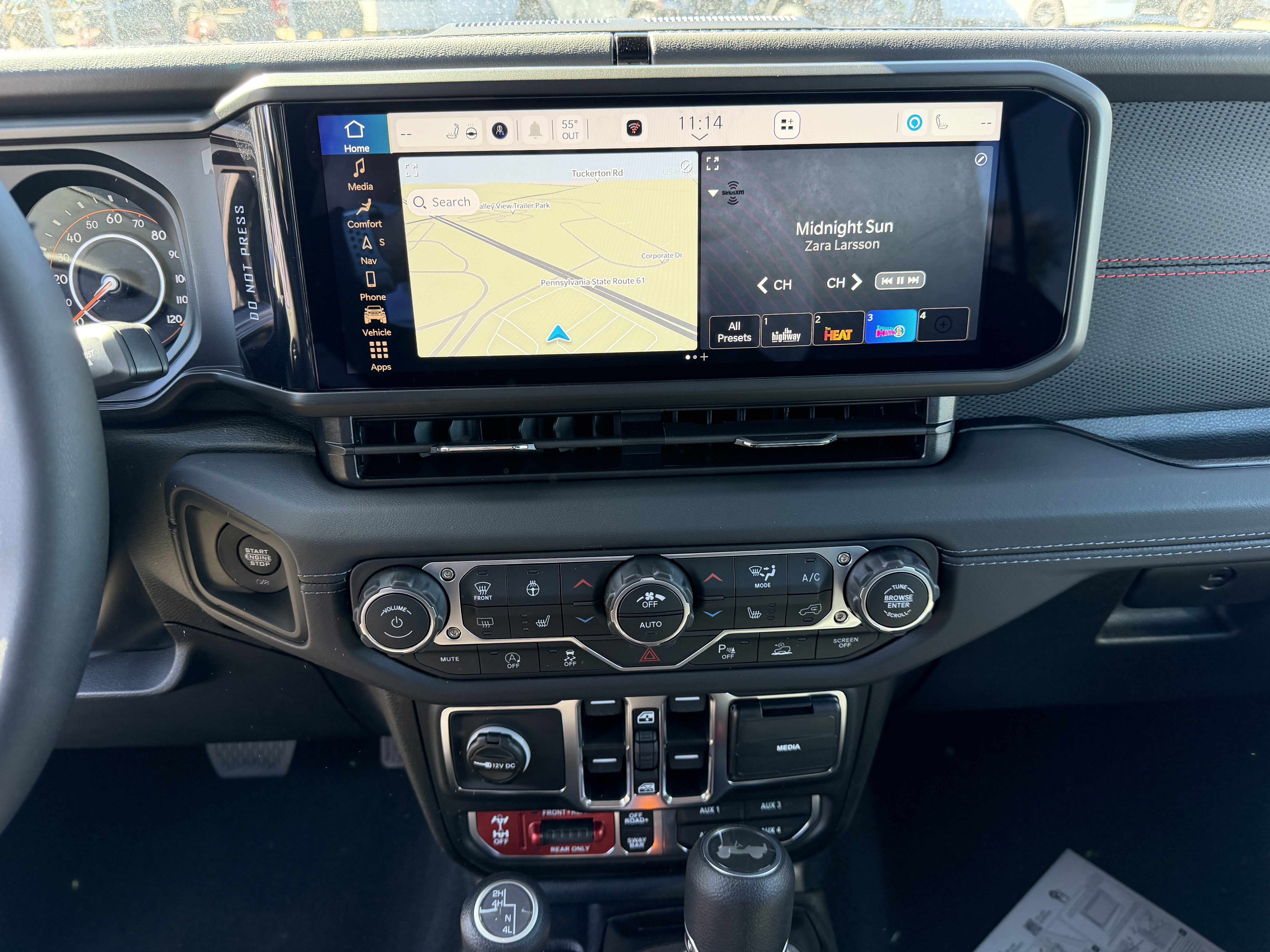 2027 Jeep Wrangler WRANGLER 4-DOOR RUBICON