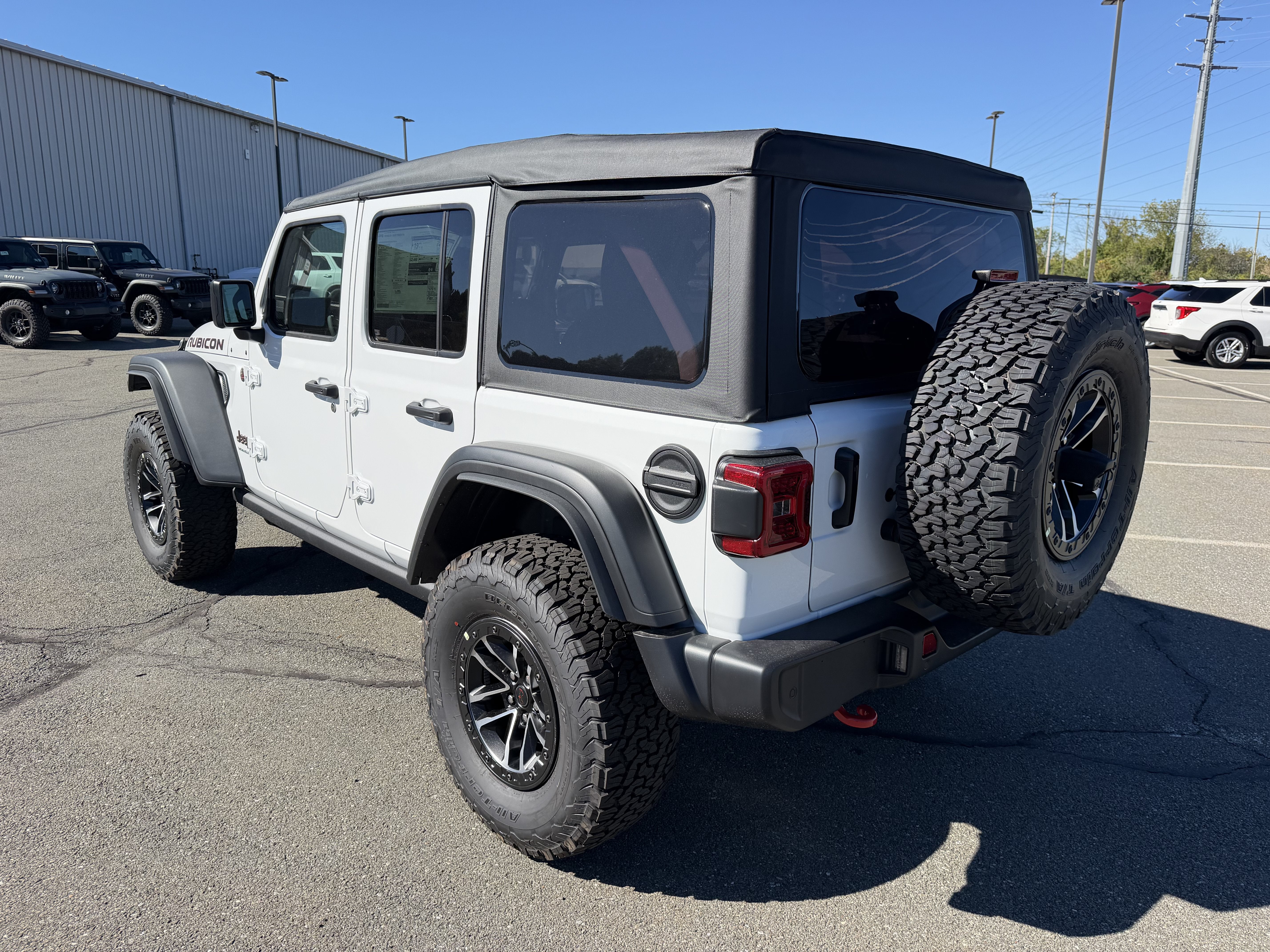 2027 Jeep Wrangler WRANGLER 4-DOOR RUBICON