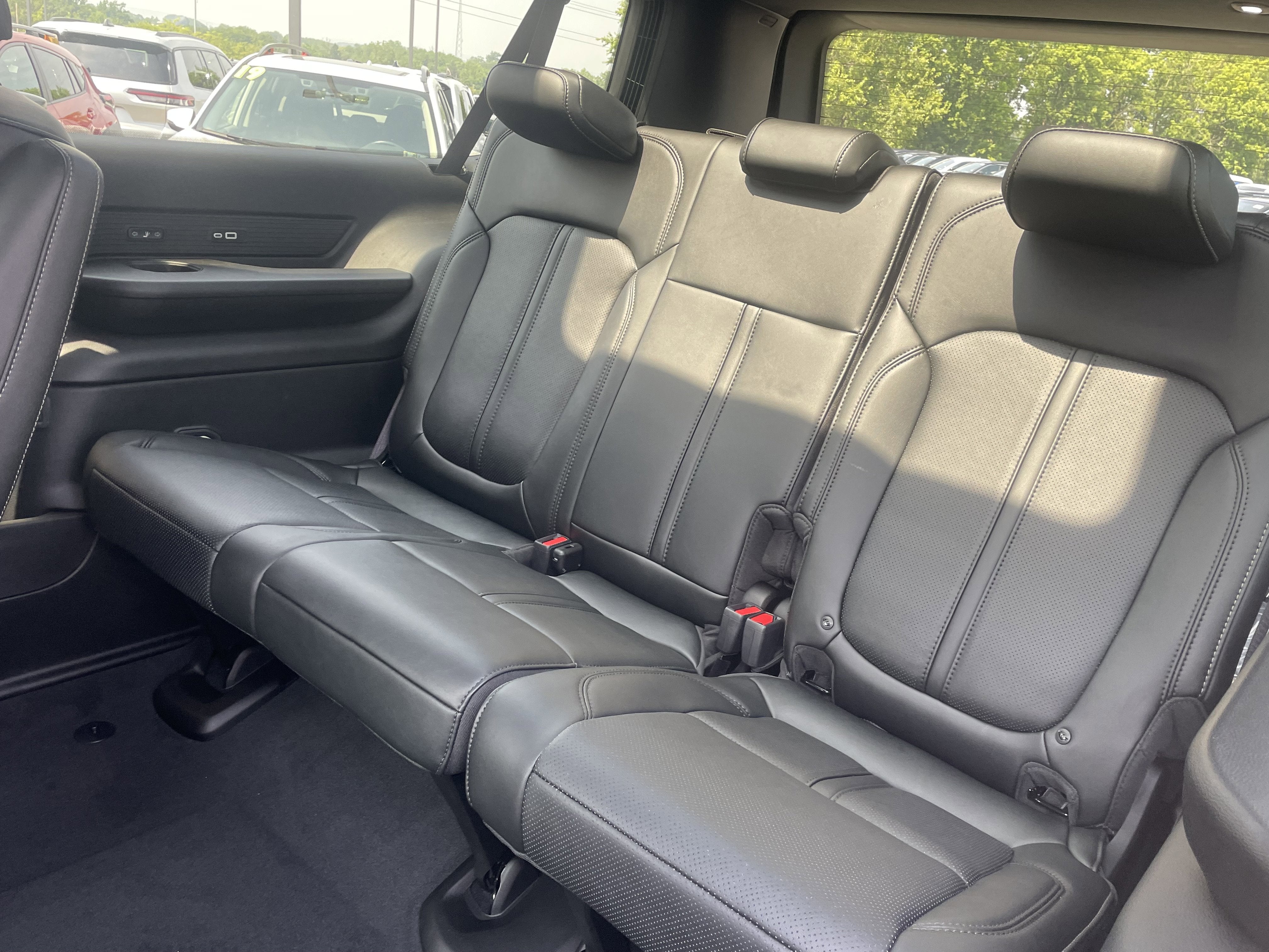 2025 Jeep Wagoneer WAGONEER L LIMITED 4X4