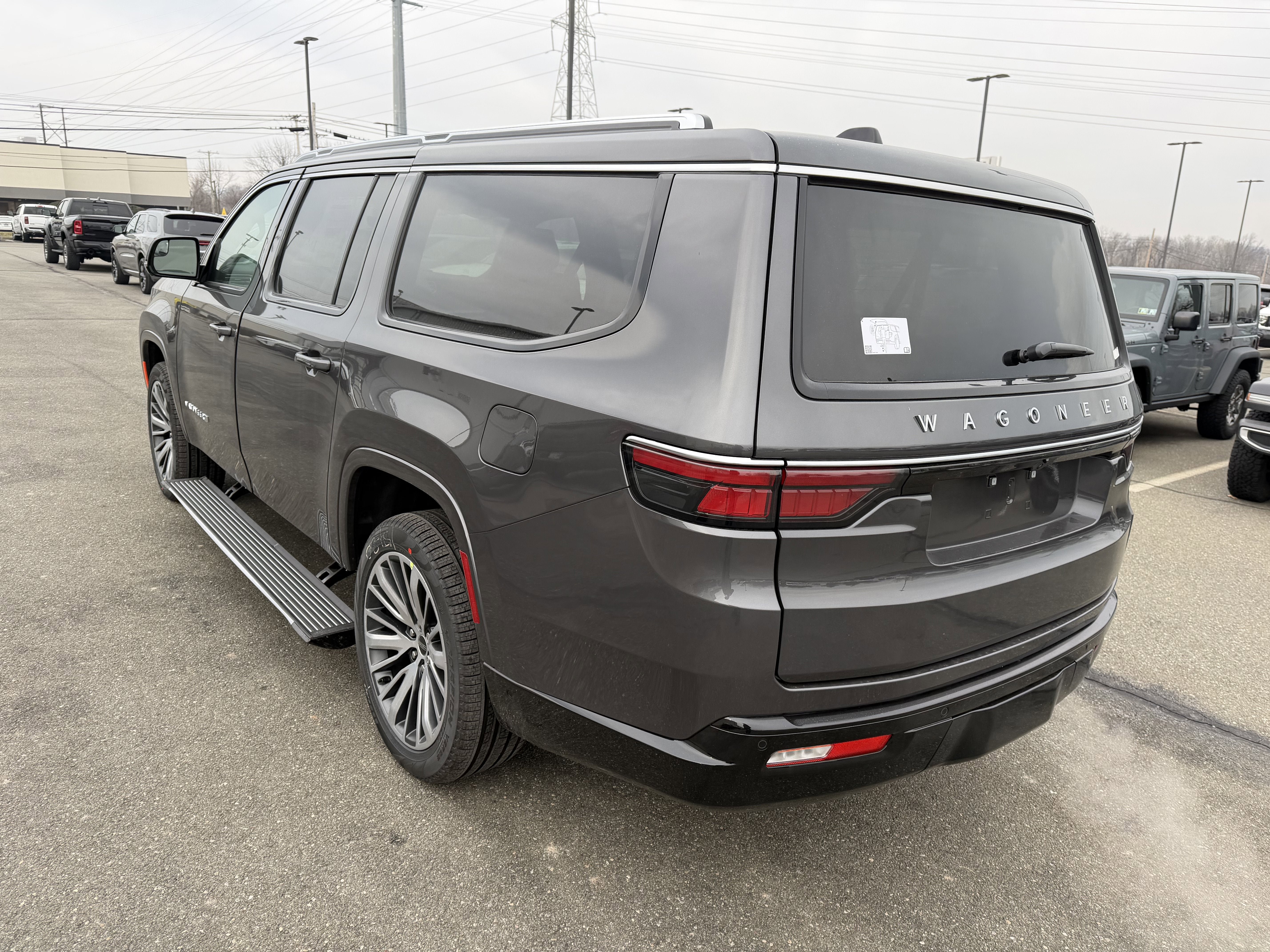 2025 Jeep Wagoneer WAGONEER L LIMITED 4X4