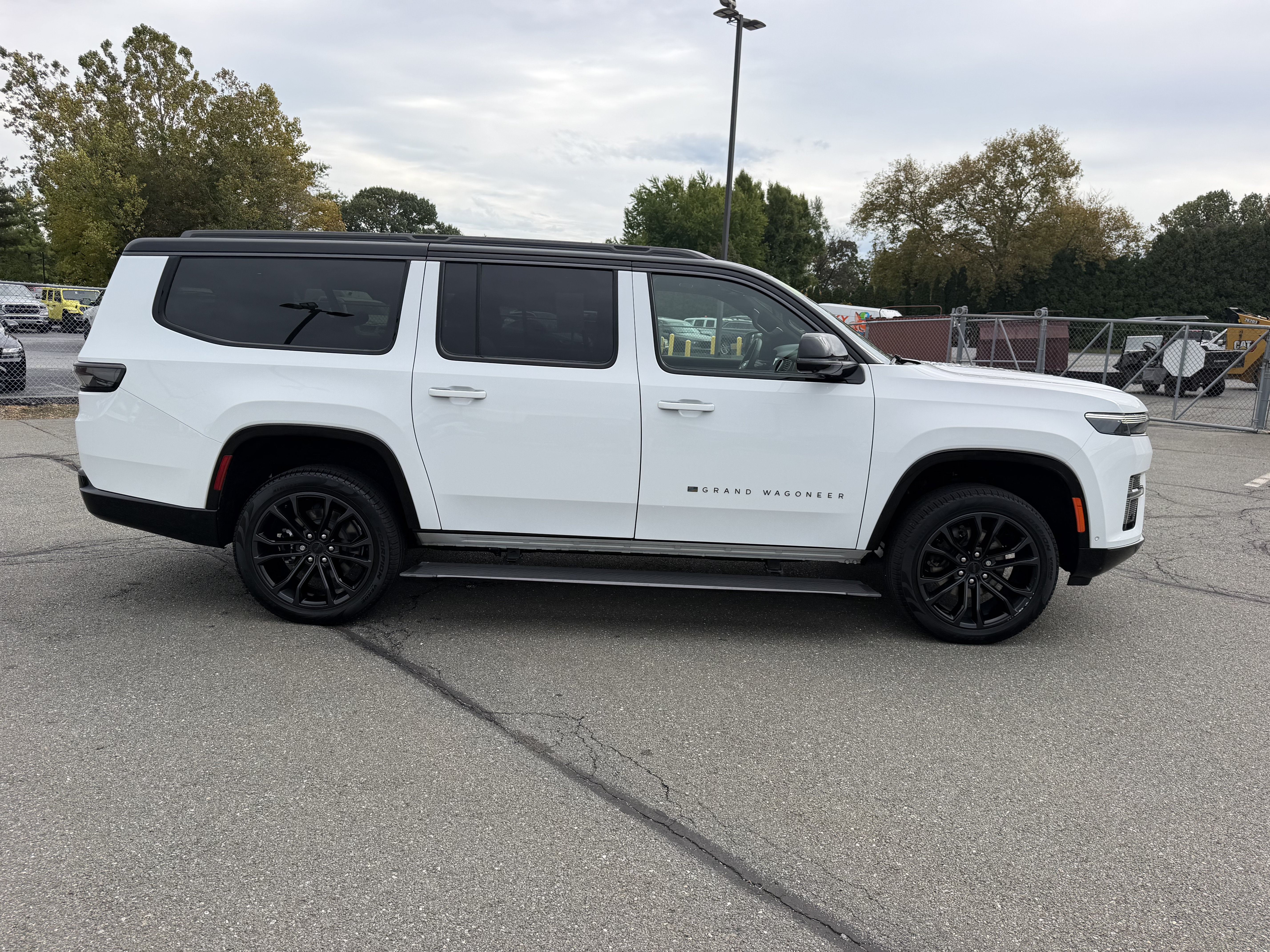 2026 Jeep Grand Wagoneer GRAND WAGONEER L SUMMIT RESERVE 4X4