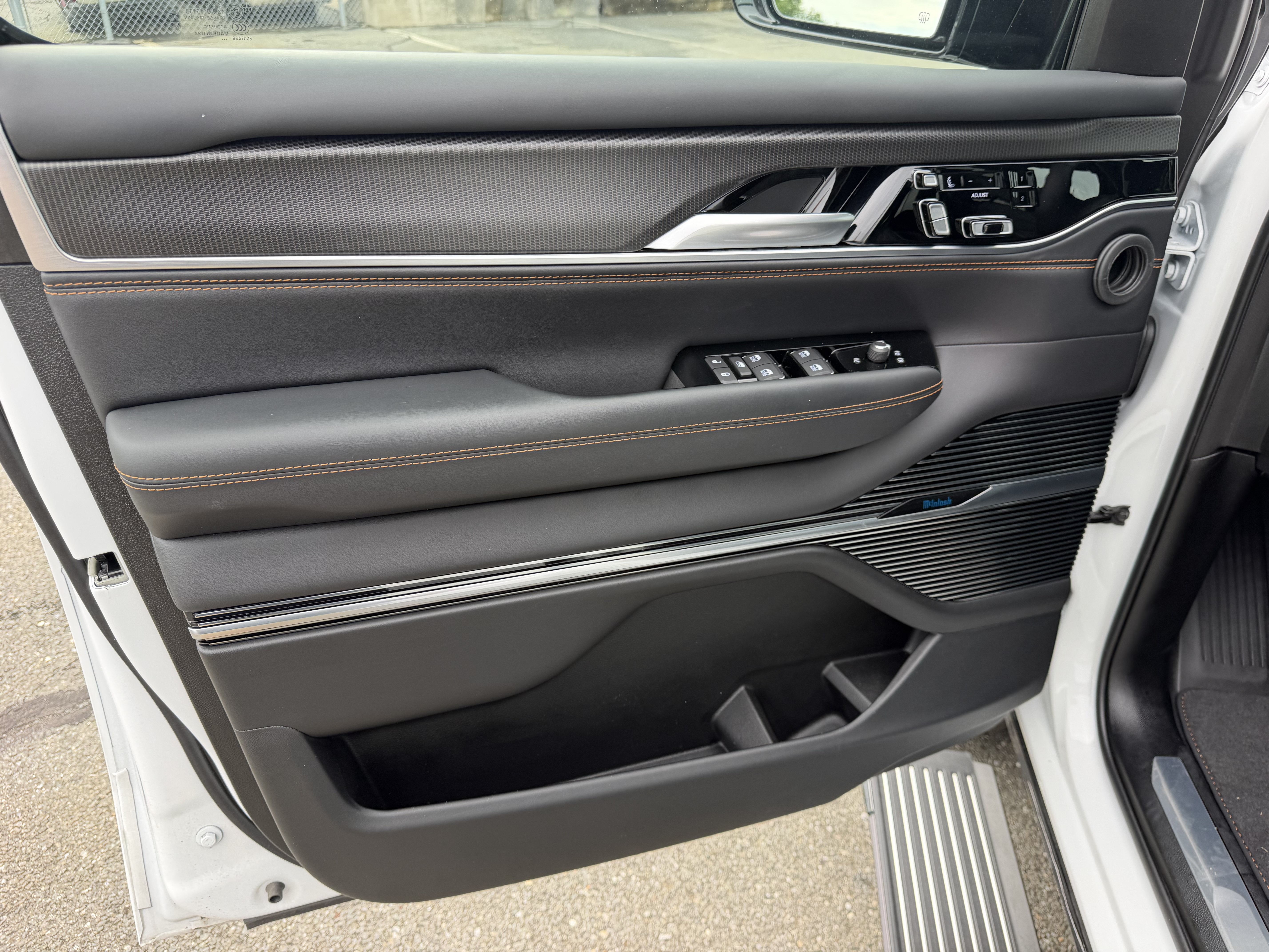 2026 Jeep Grand Wagoneer GRAND WAGONEER L SUMMIT RESERVE 4X4