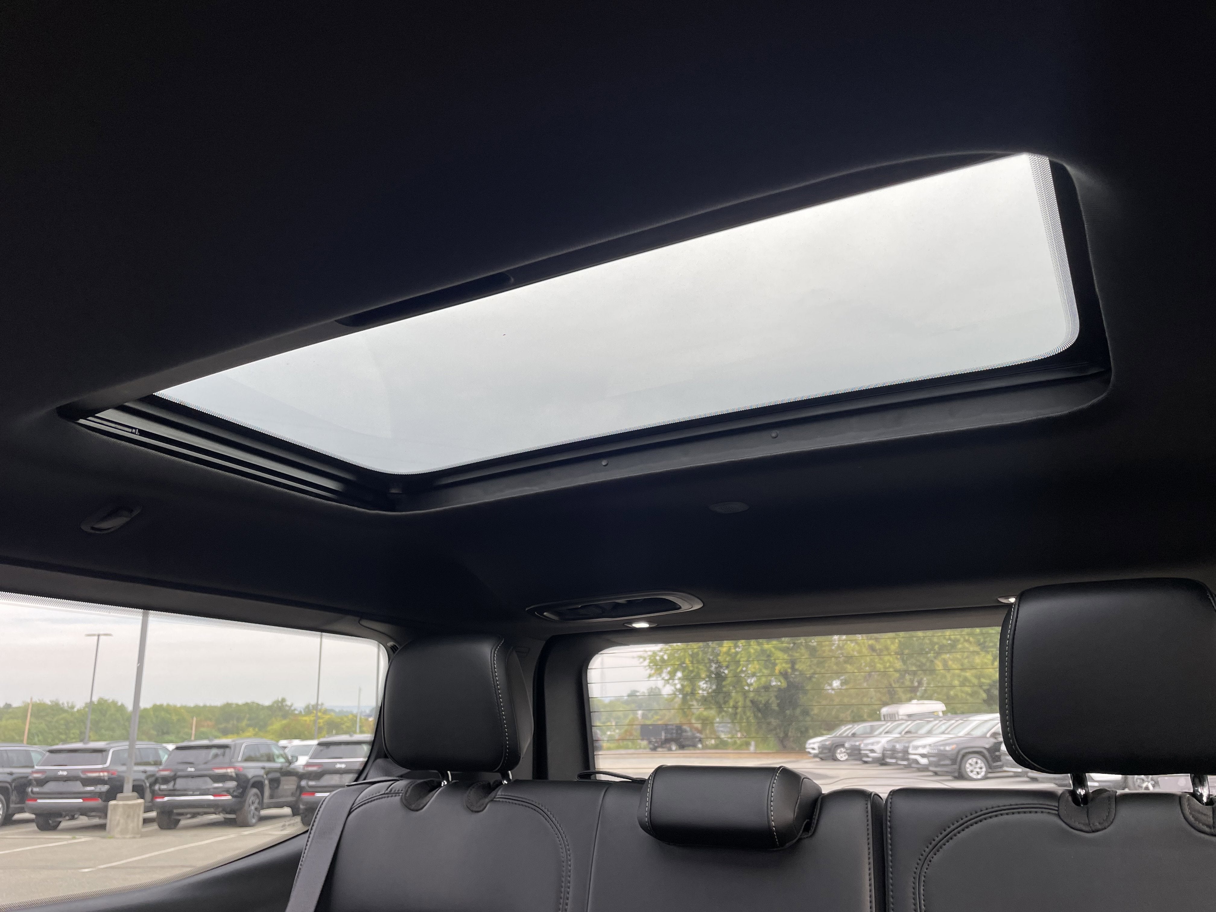 2025 Jeep Wagoneer WAGONEER CARBIDE 4X4