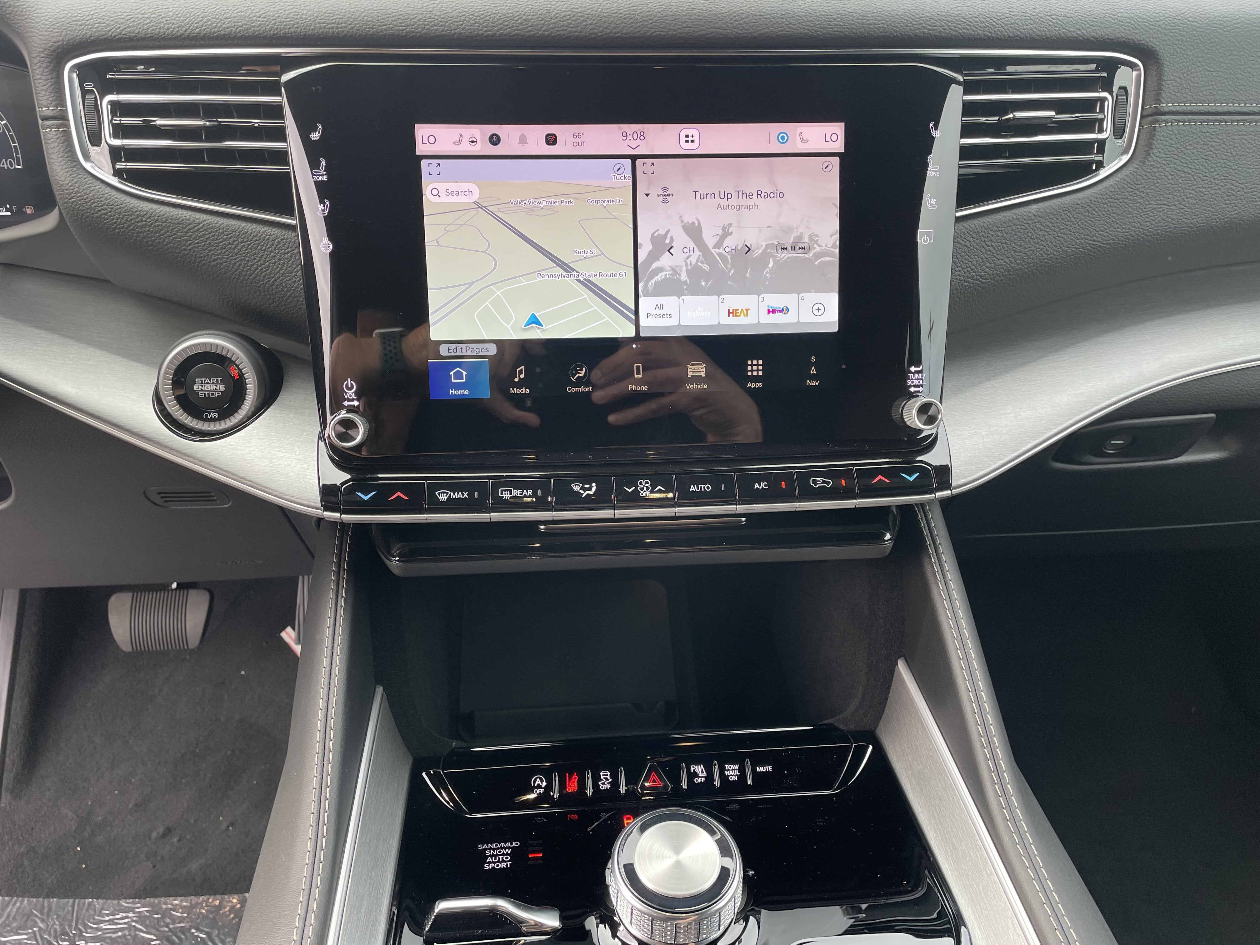 2025 Jeep Wagoneer WAGONEER CARBIDE 4X4