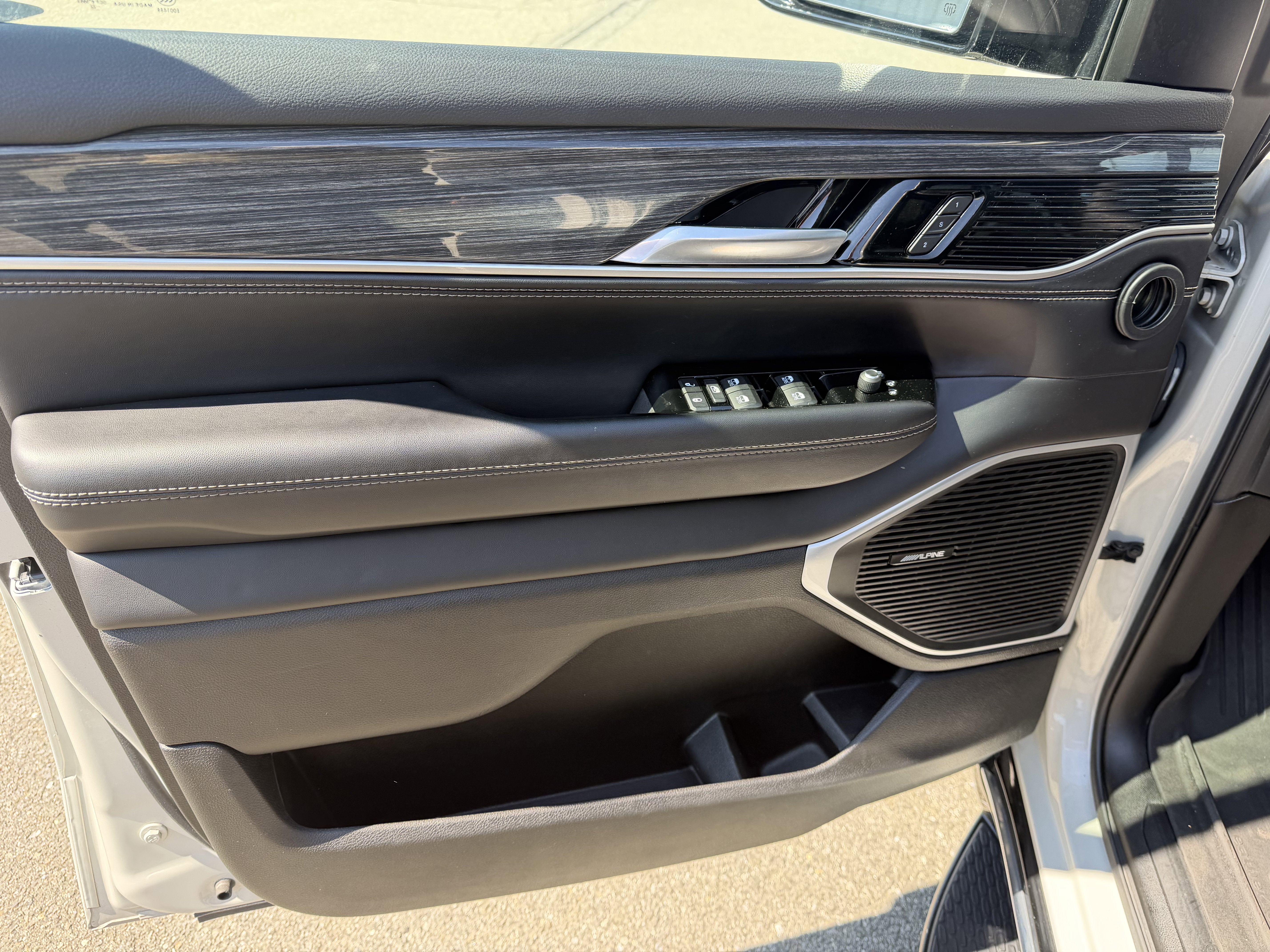 2022 Jeep Wagoneer Series II 4x4