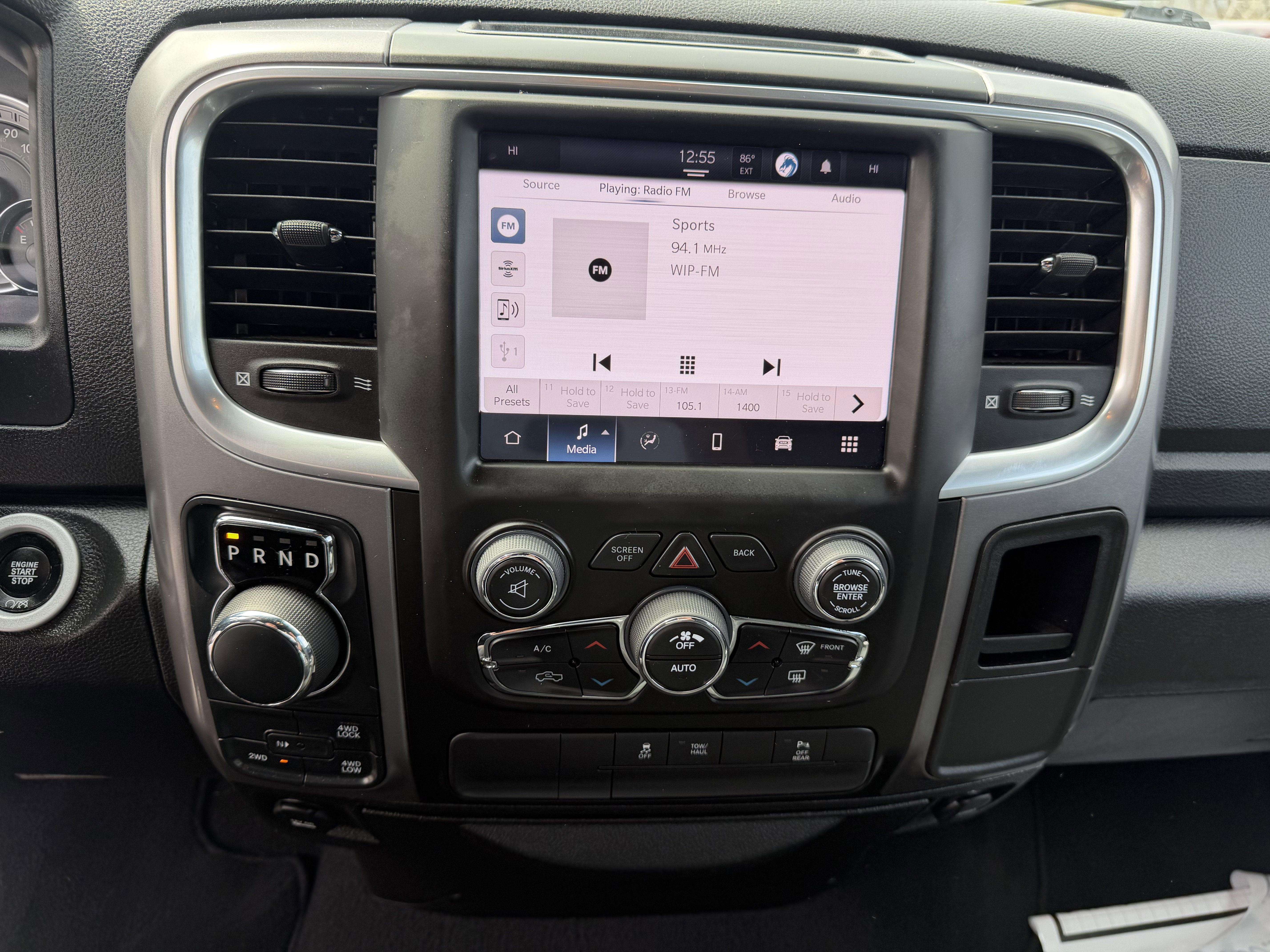 2022 RAM 1500 Classic Warlock Quad Cab 4x4 6'4' Box