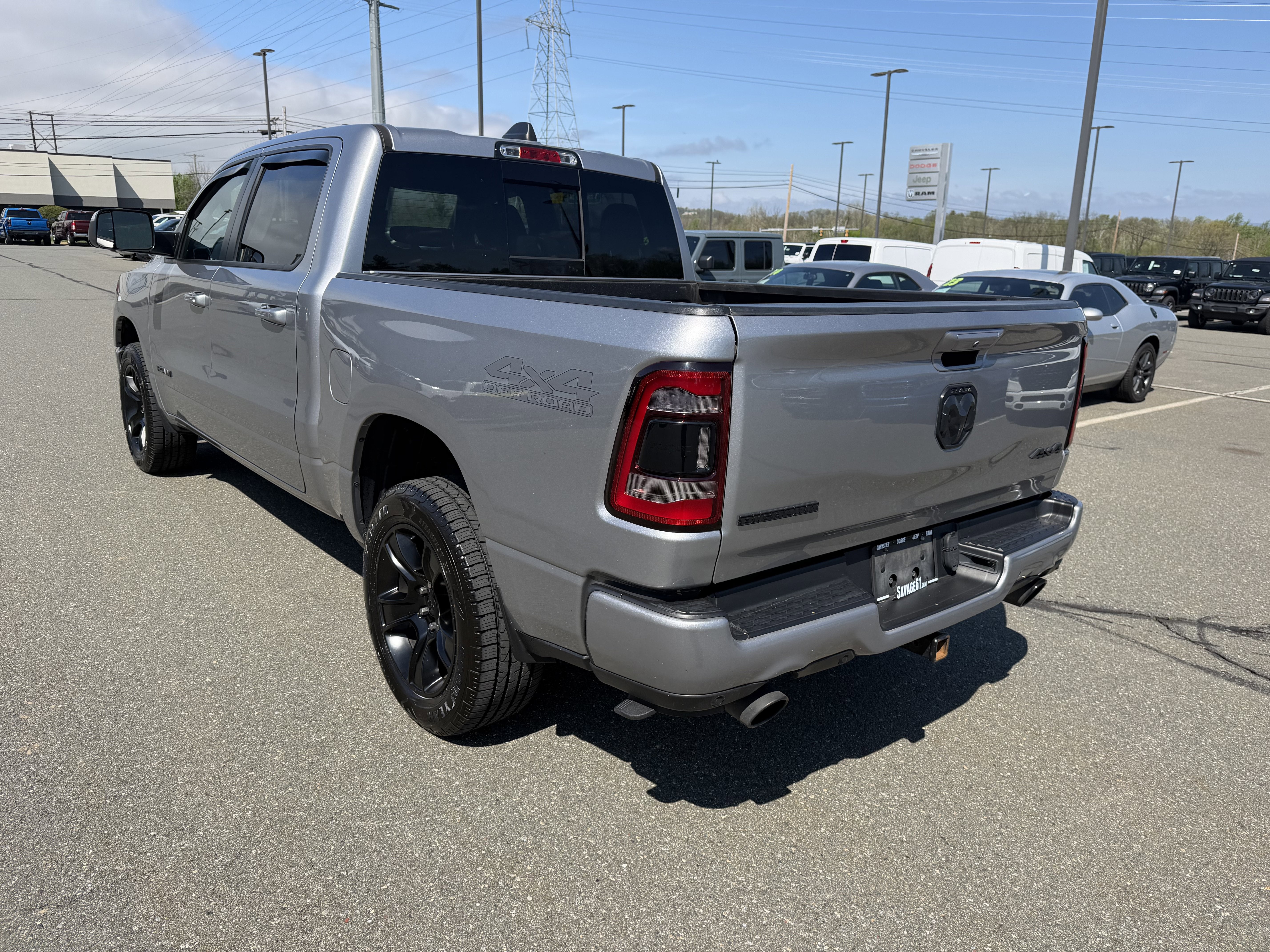 2021 RAM 1500 Big Horn Crew Cab 4x4 5'7' Box