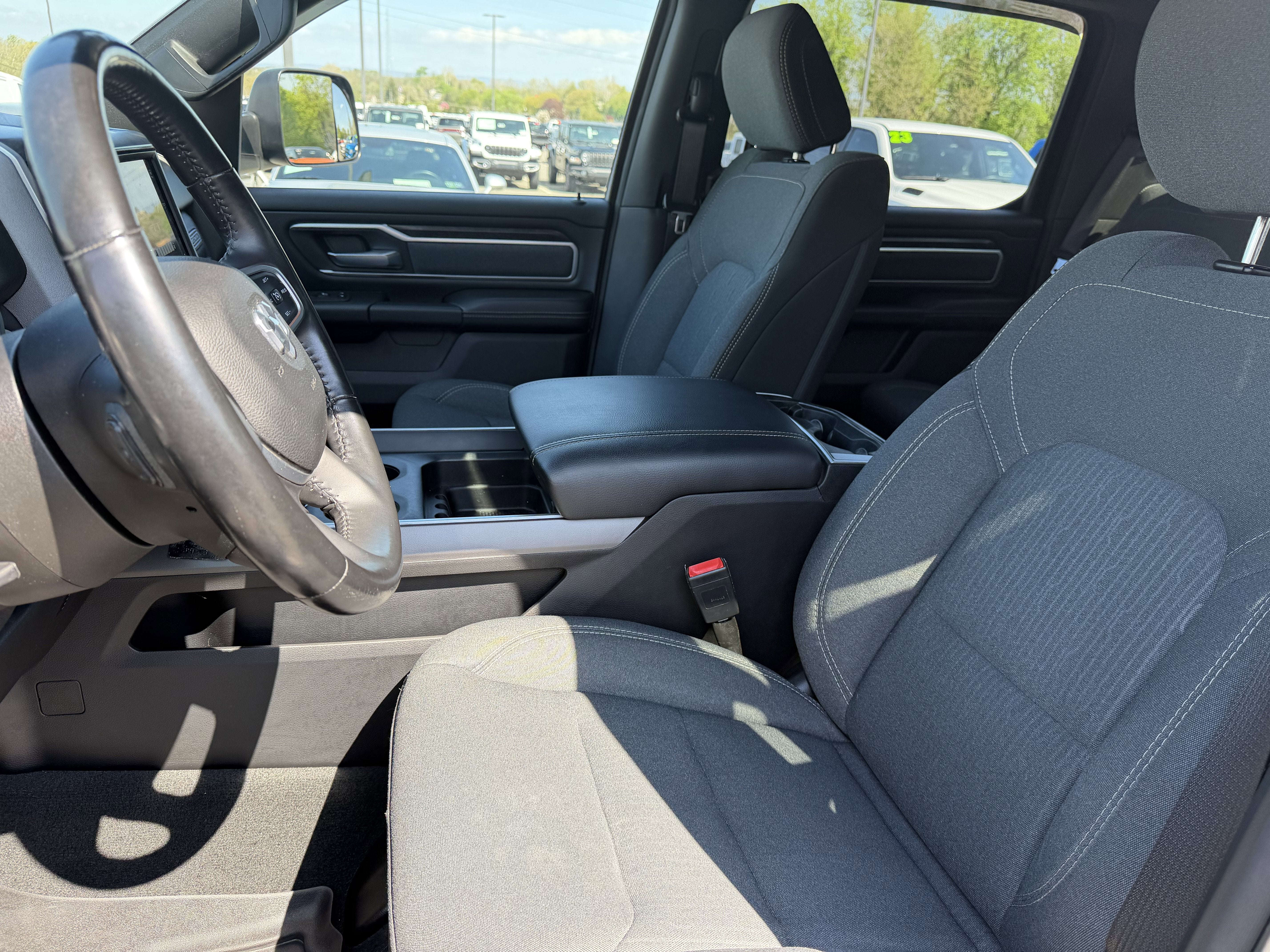 2021 RAM 1500 Big Horn Crew Cab 4x4 5'7' Box