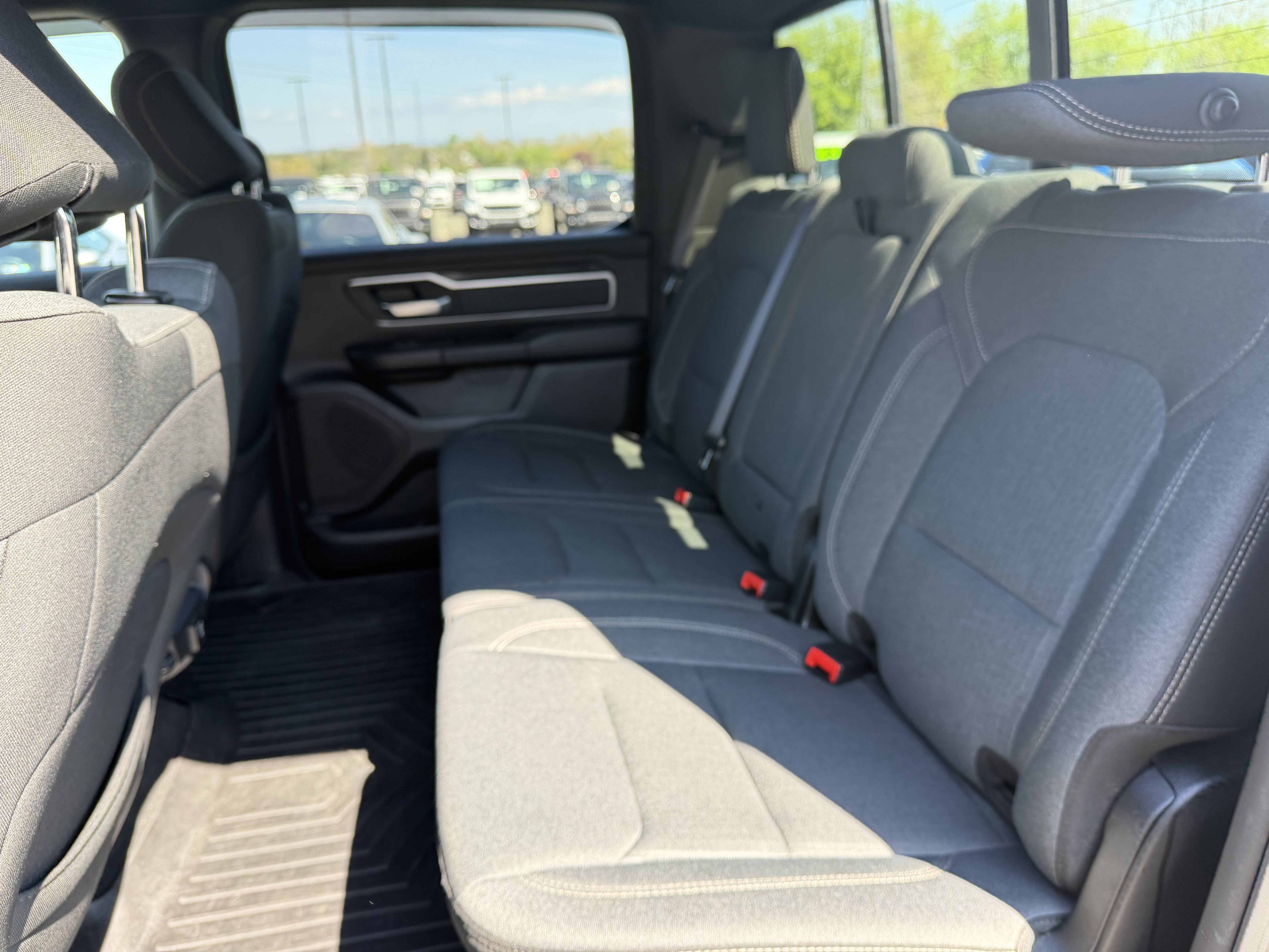 2021 RAM 1500 Big Horn Crew Cab 4x4 5'7' Box
