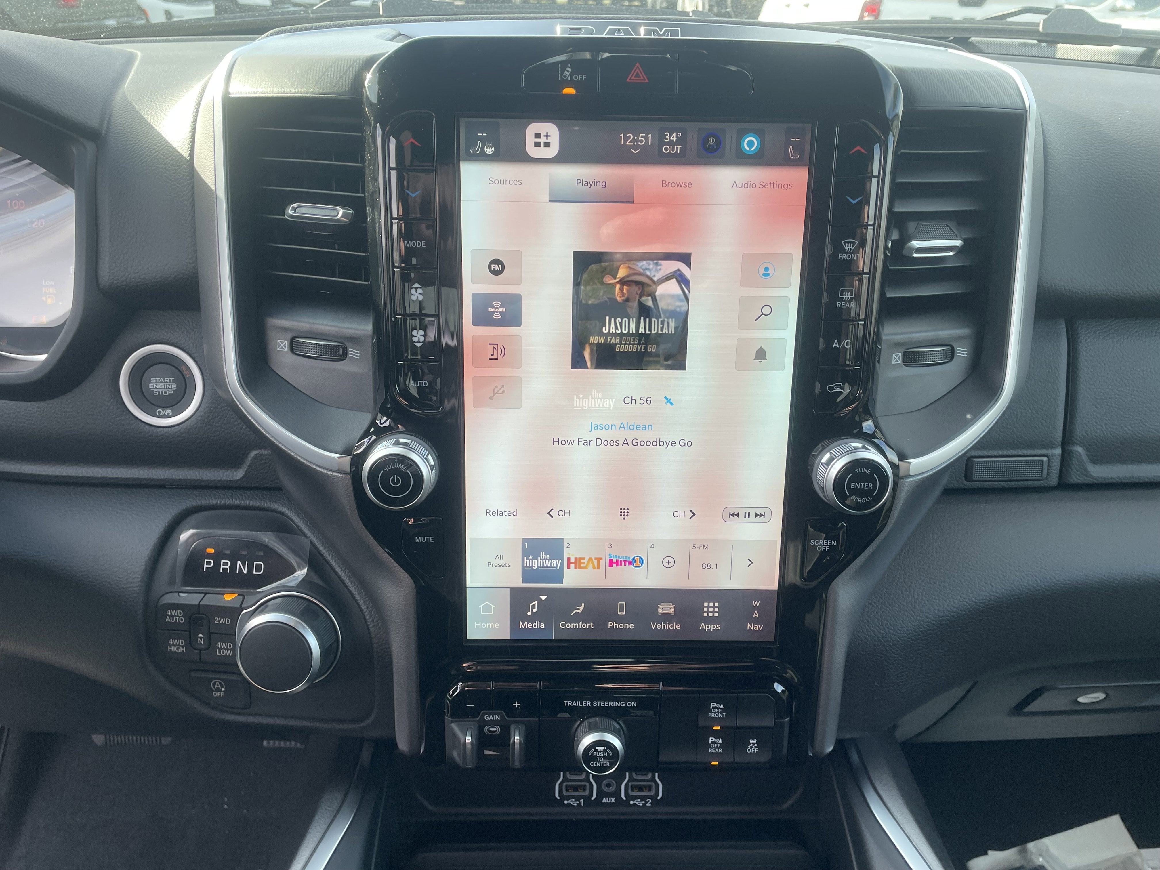 2026 RAM Ram 1500 RAM 1500 BIG HORN CREW CAB 4X4 5'7' BOX