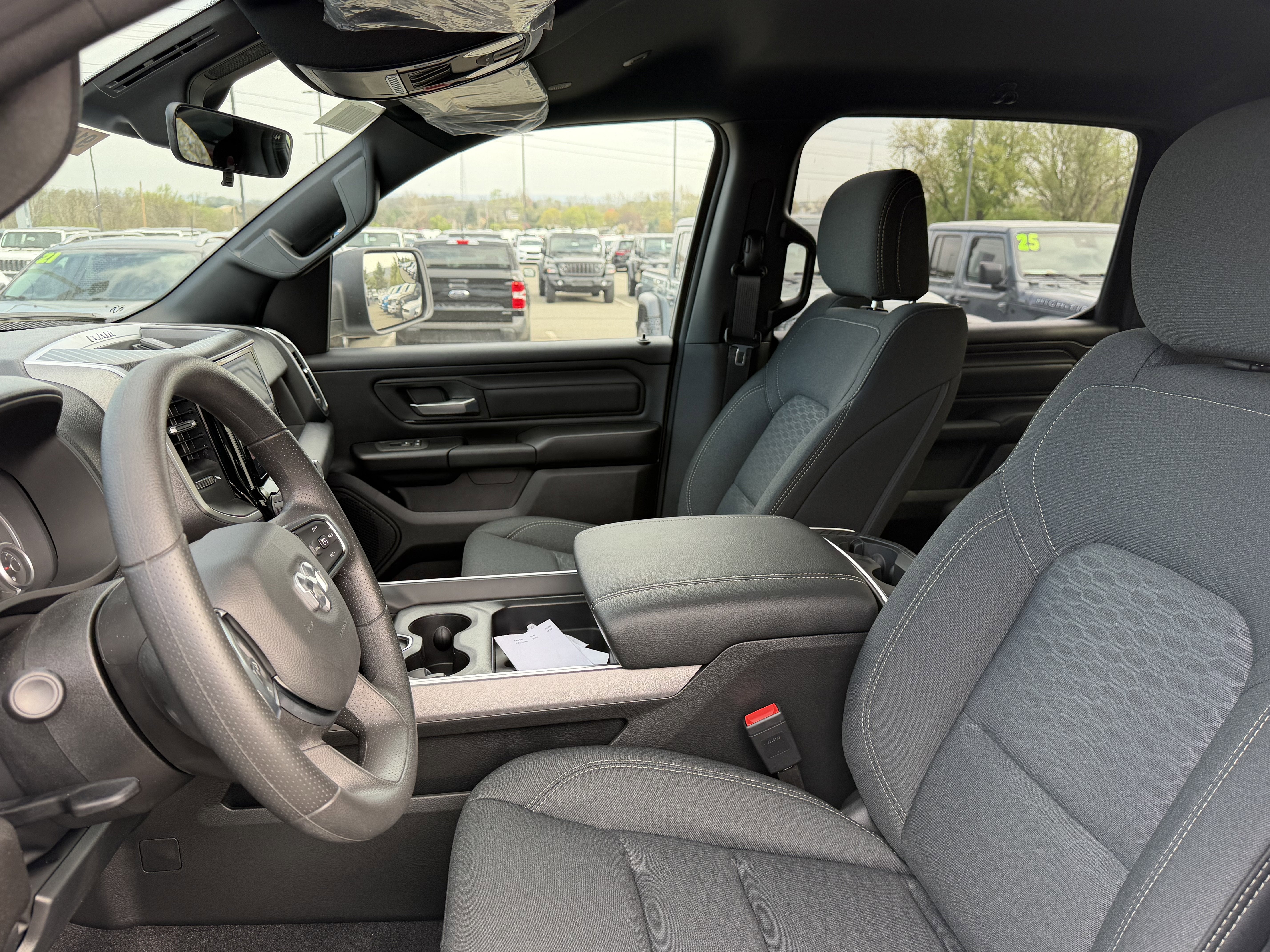 2026 RAM Ram 1500 RAM 1500 EXPRESS CREW CAB 4X4 5'7' BOX