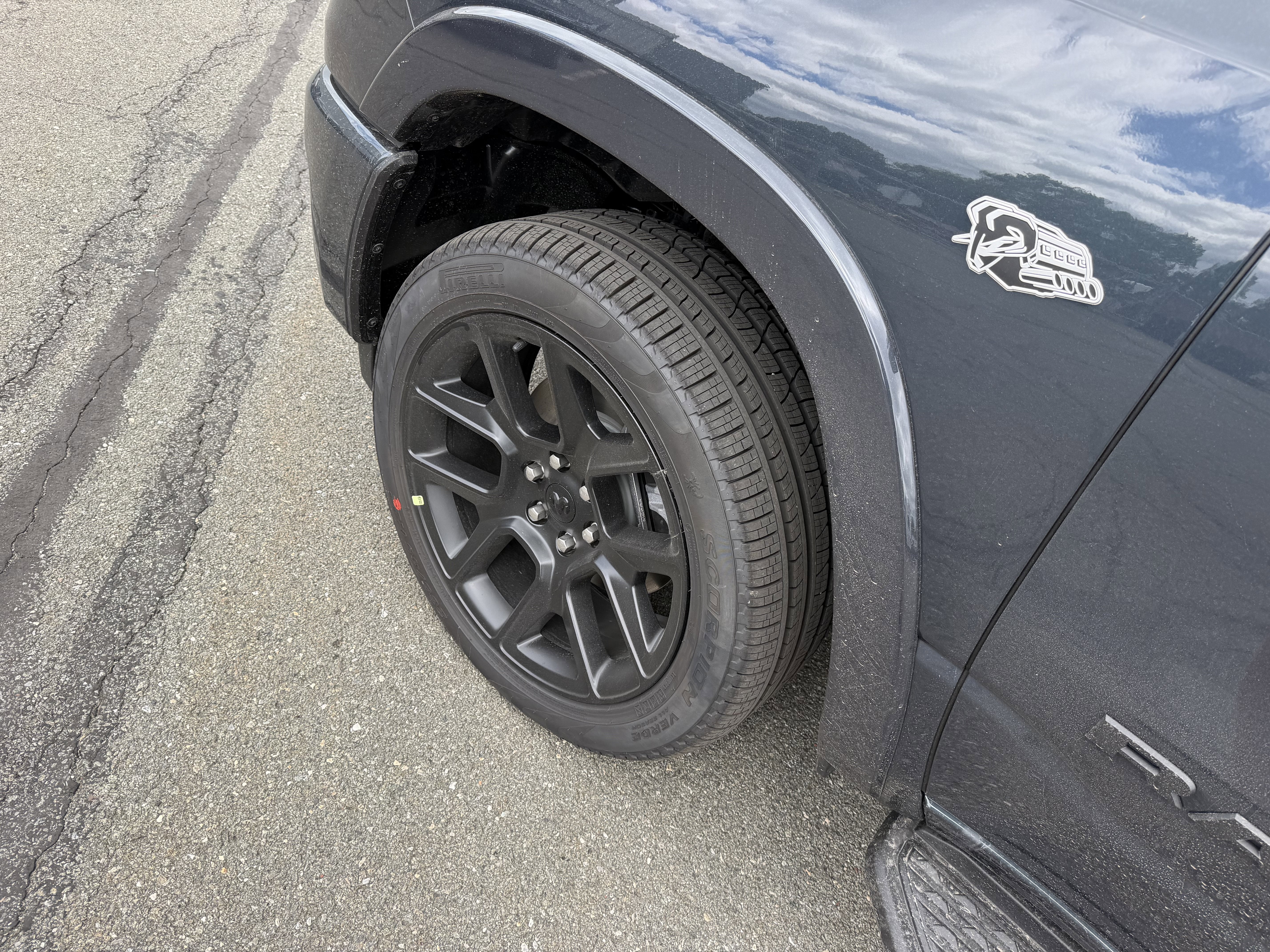 2026 RAM Ram 1500 RAM 1500 LARAMIE CREW CAB 4X4 5'7' BOX
