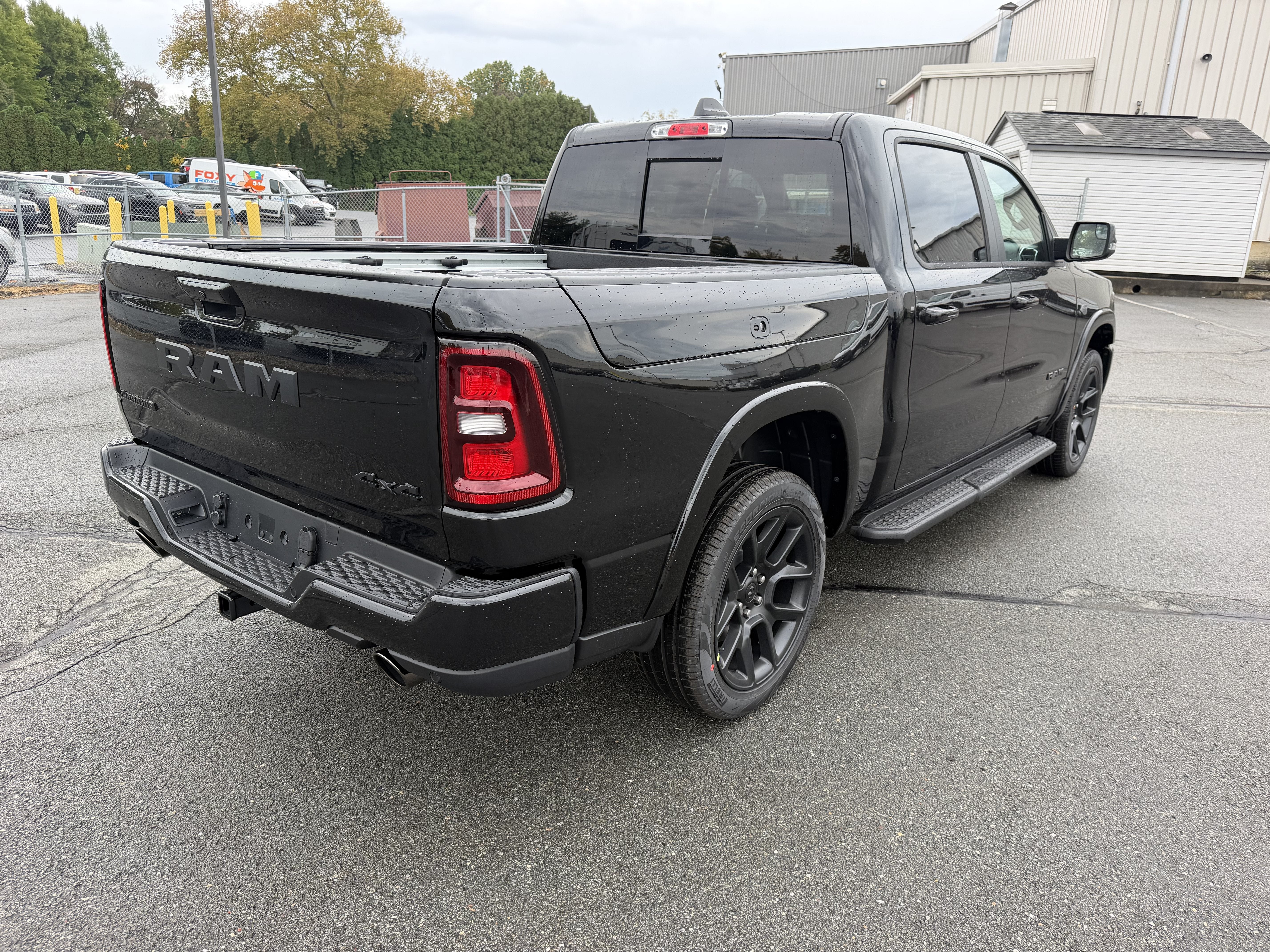 2027 RAM Ram 1500 RAM 1500 LARAMIE CREW CAB 4X4 5'7' BOX