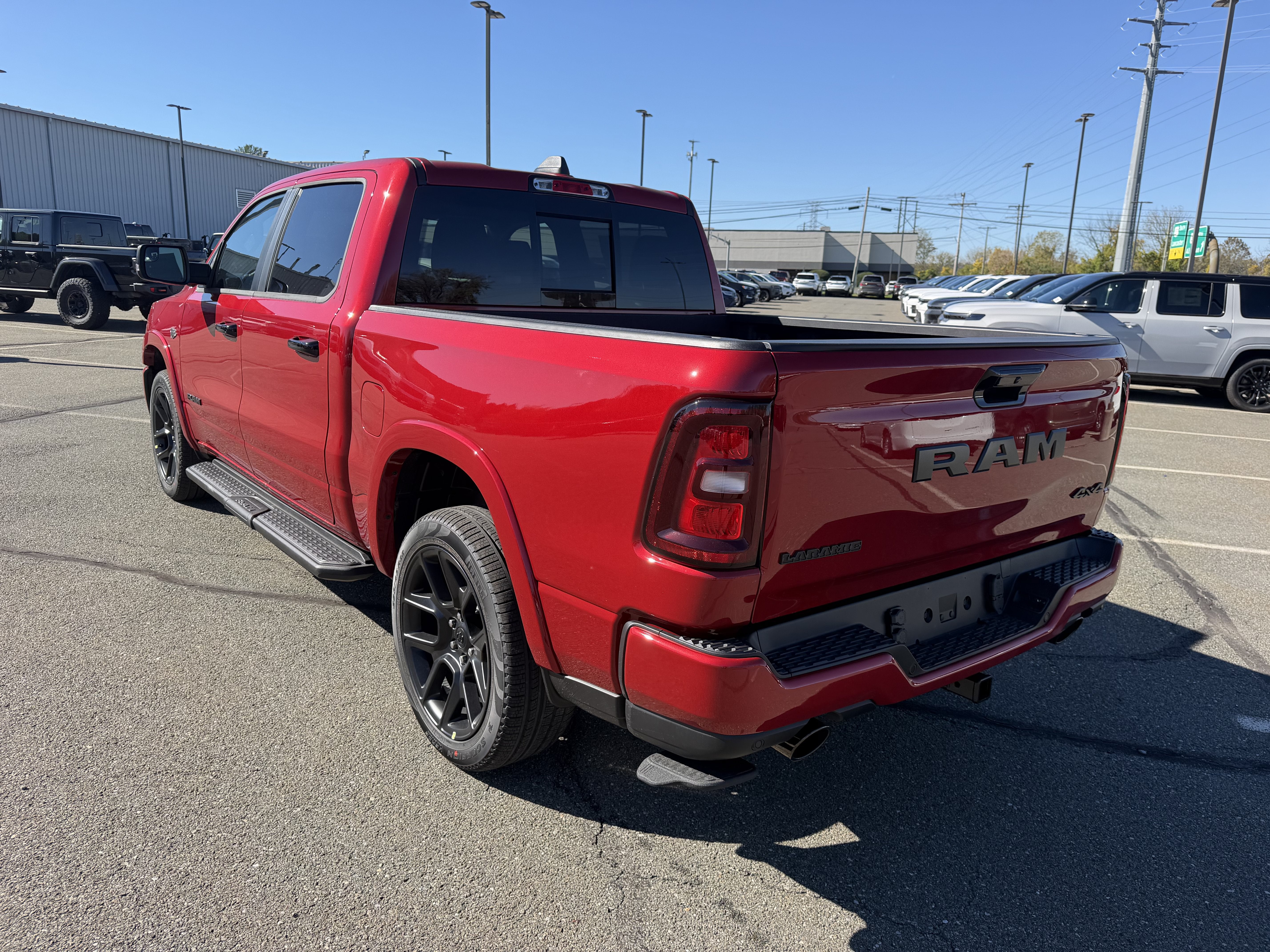 2027 RAM Ram 1500 RAM 1500 LARAMIE CREW CAB 4X4 5'7' BOX
