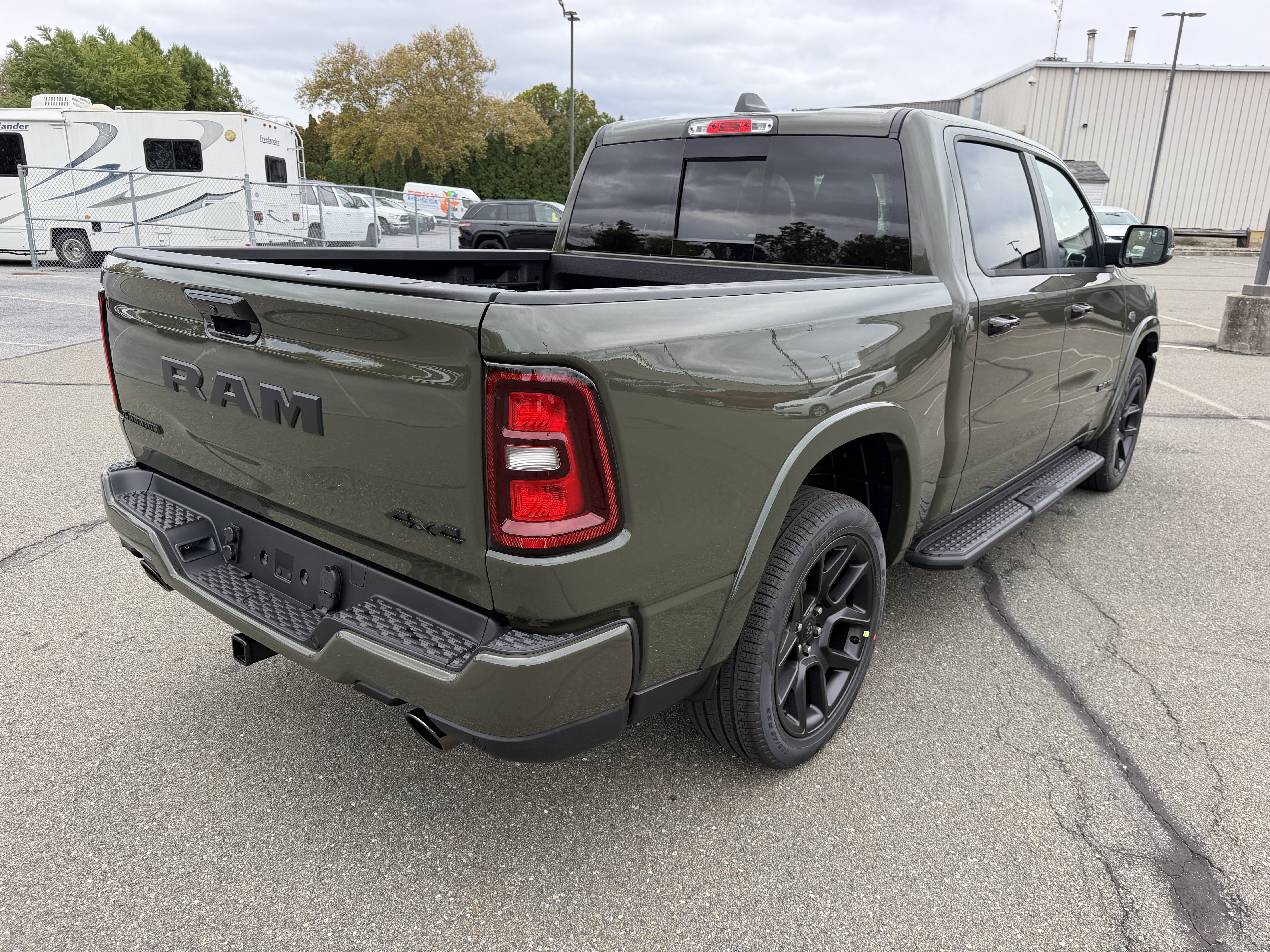 2027 RAM Ram 1500 RAM 1500 LARAMIE CREW CAB 4X4 5'7' BOX
