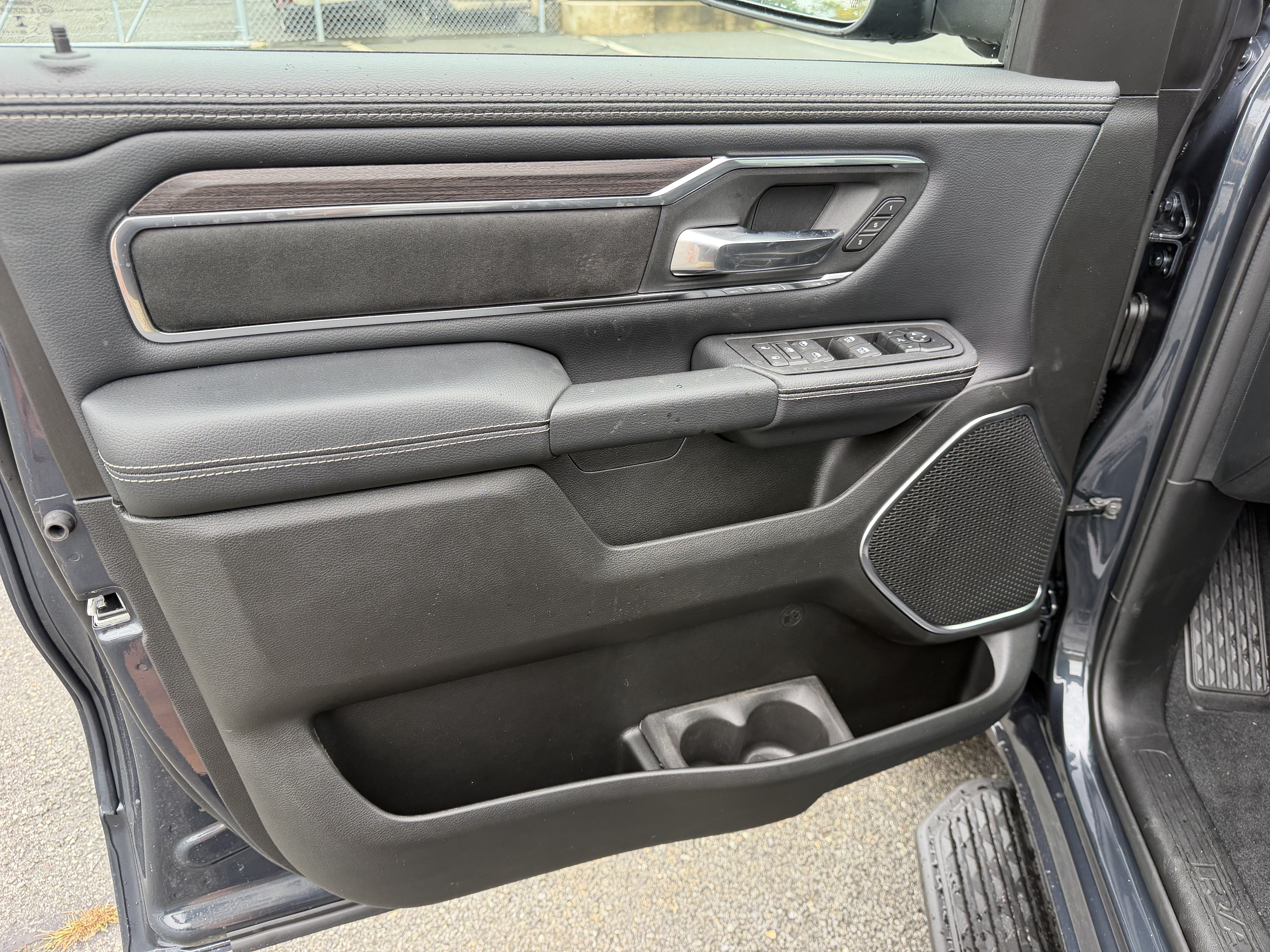 2027 RAM Ram 1500 RAM 1500 LARAMIE CREW CAB 4X4 5'7' BOX