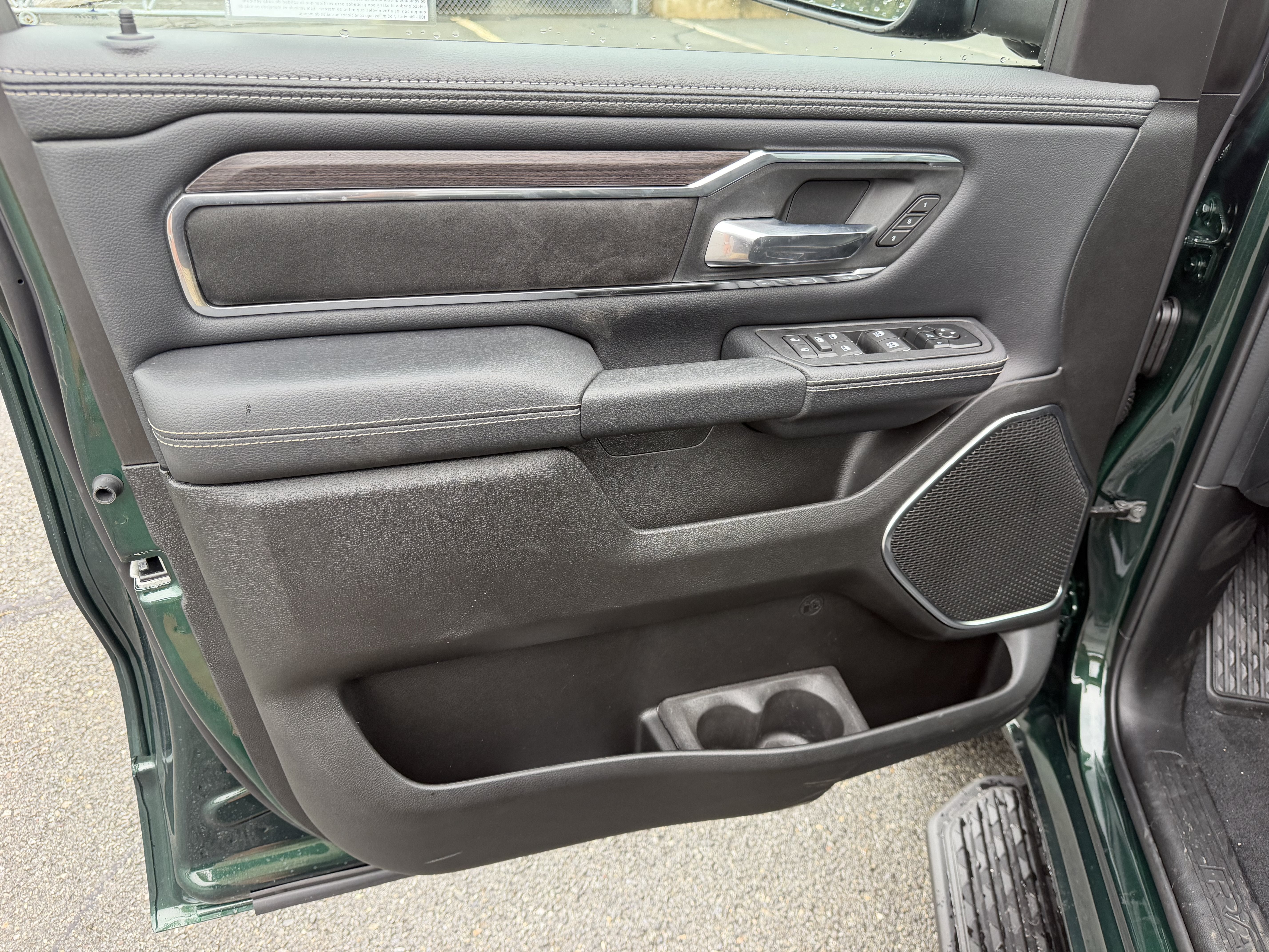 2027 RAM Ram 1500 RAM 1500 LARAMIE CREW CAB 4X4 5'7' BOX