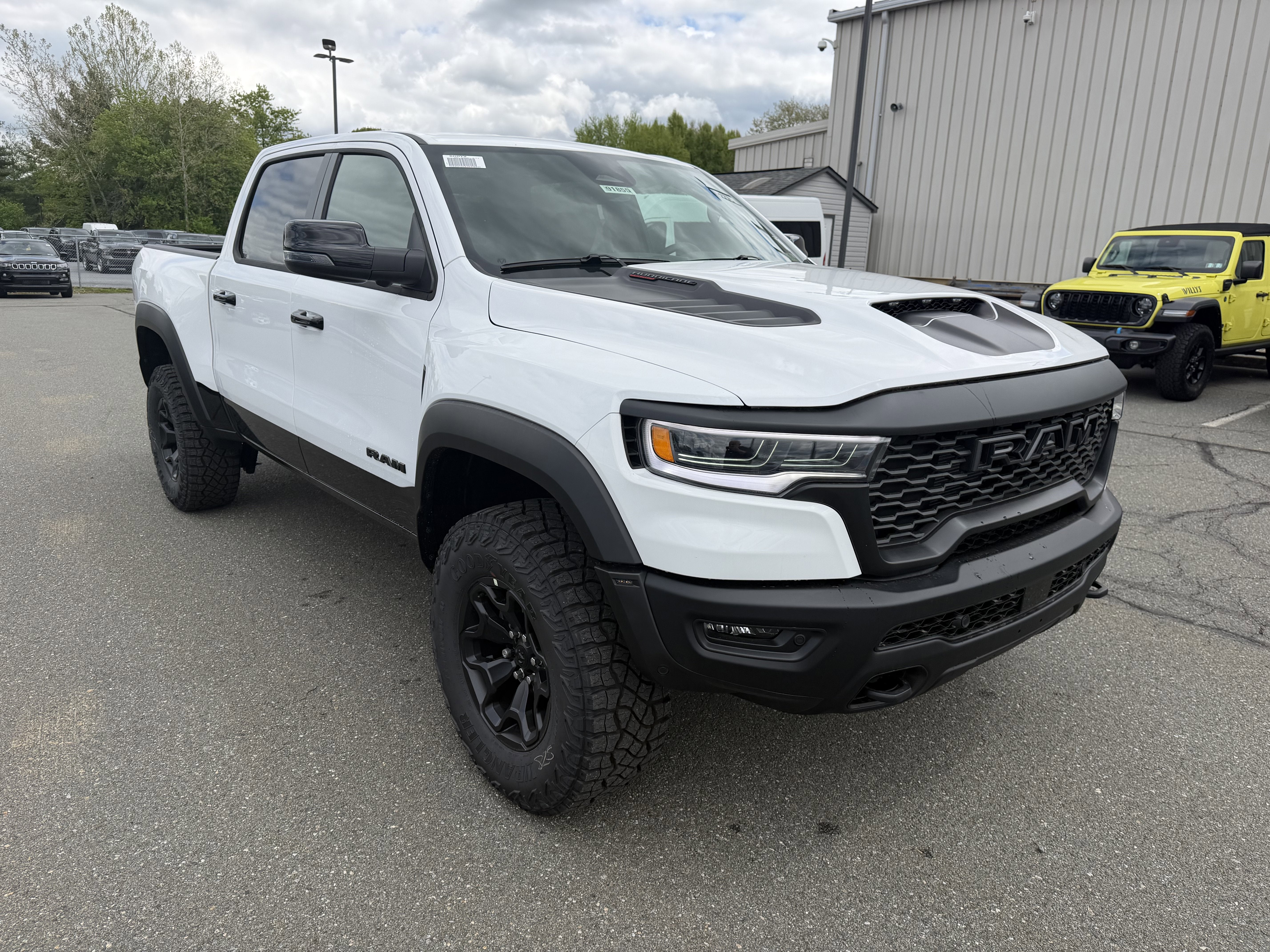 2026 RAM Ram 1500 RAM 1500 RHO CREW CAB 4X4 5'7' BOX