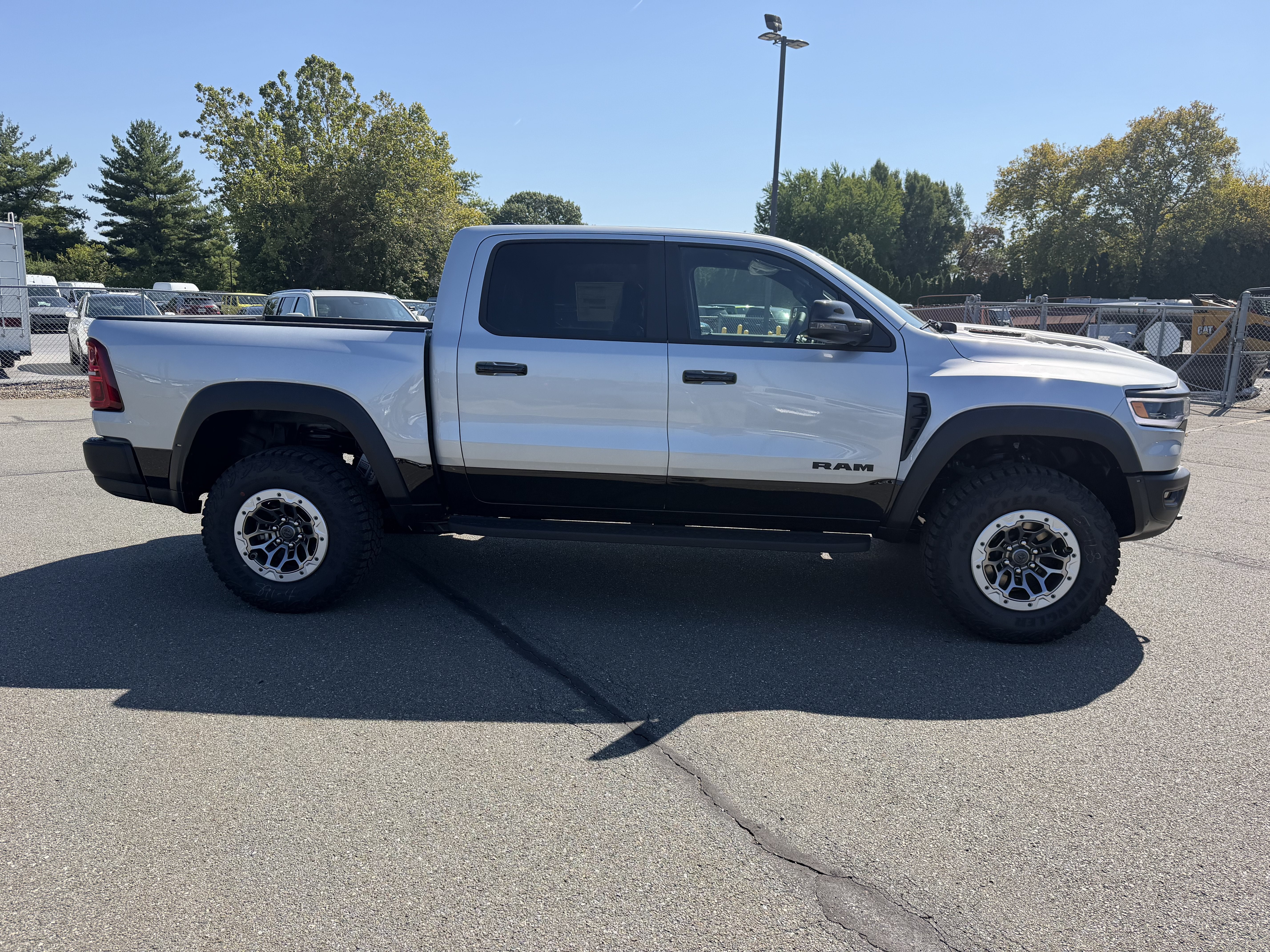 2027 RAM Ram 1500 RAM 1500 RHO CREW CAB 4X4 5'7' BOX
