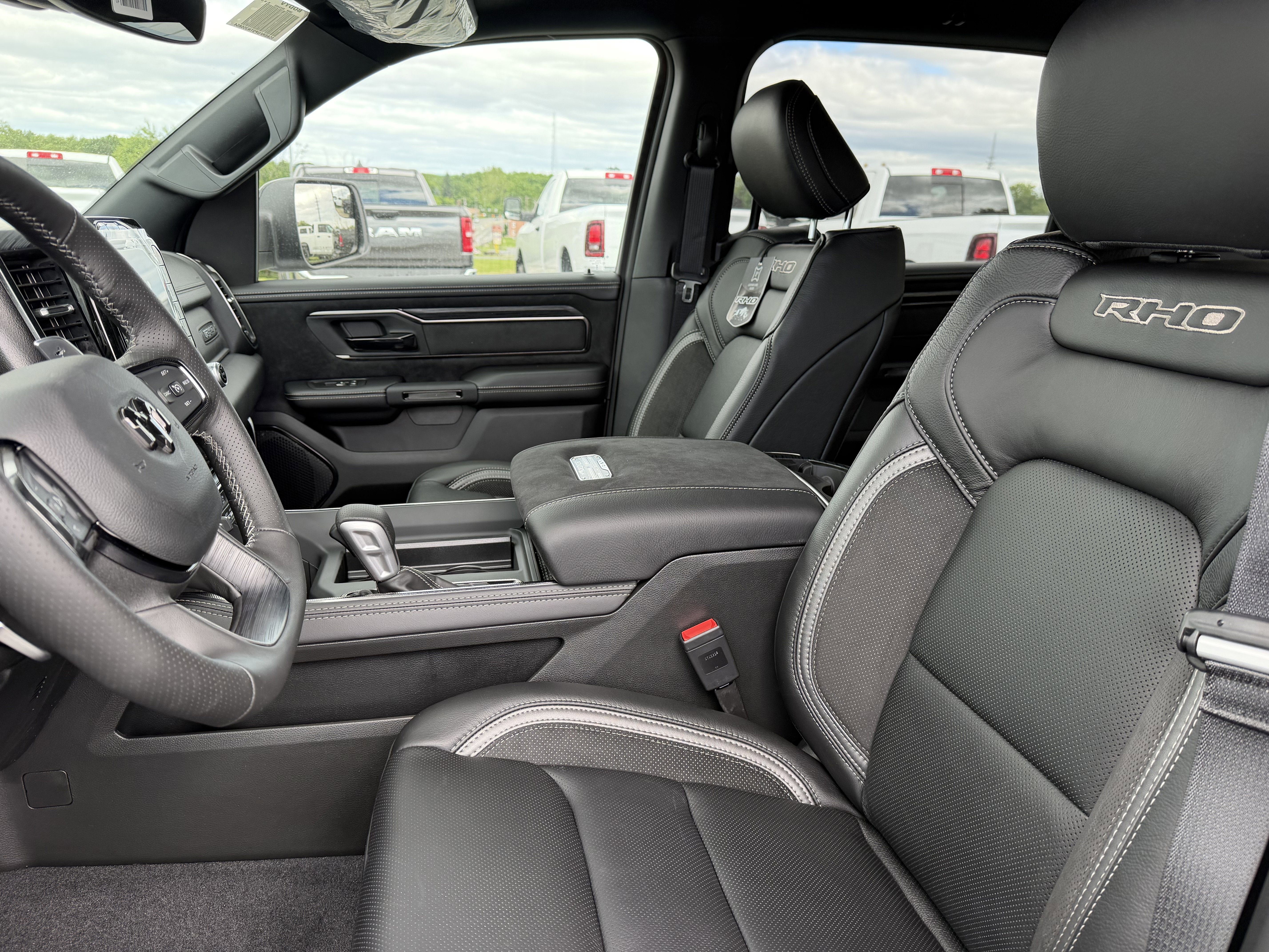 2026 RAM Ram 1500 RAM 1500 RHO CREW CAB 4X4 5'7' BOX